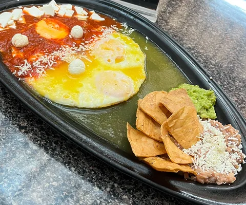 Mamá mía Cafeteria image 4