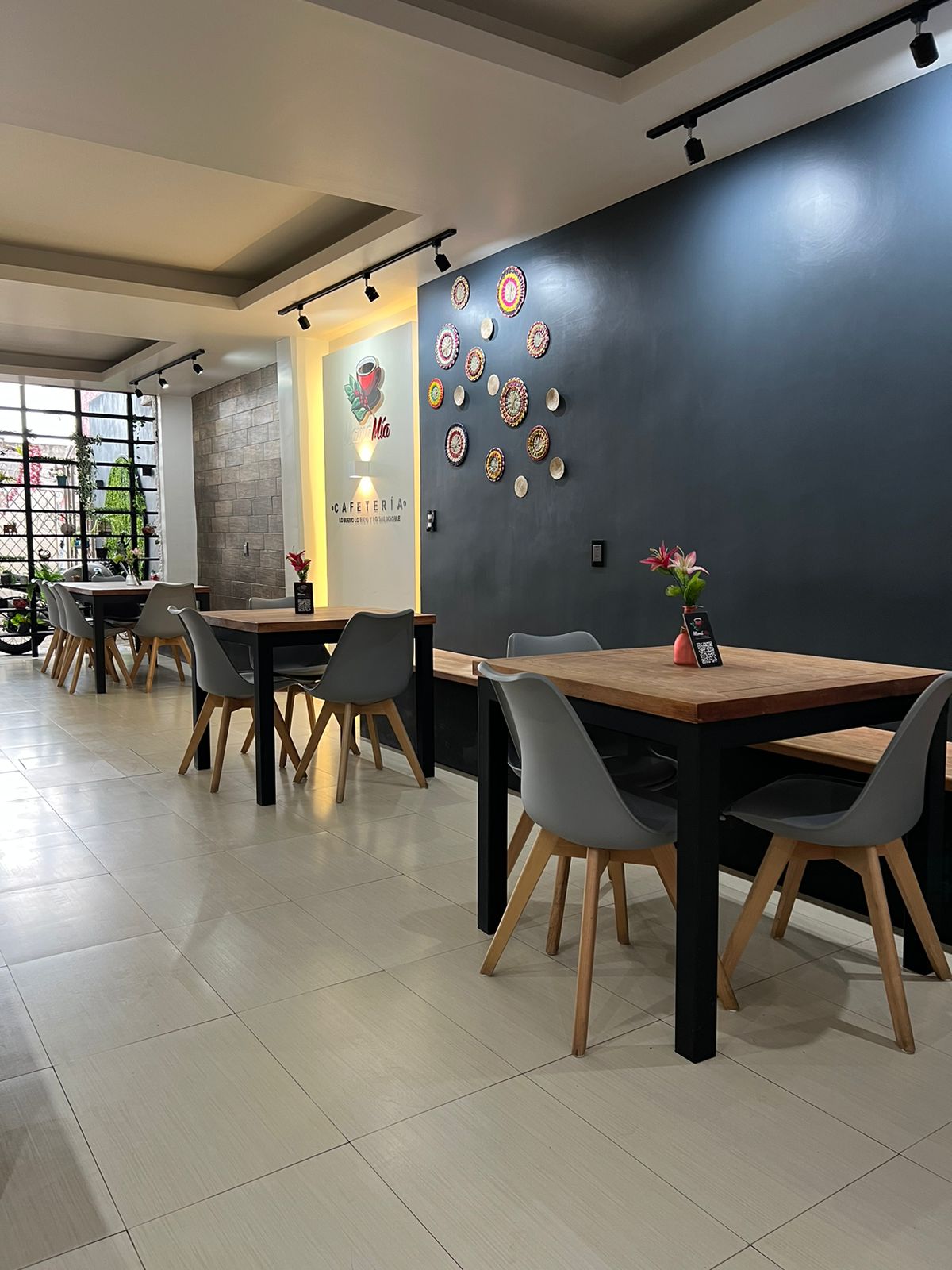 Mamá mía Cafeteria image 5