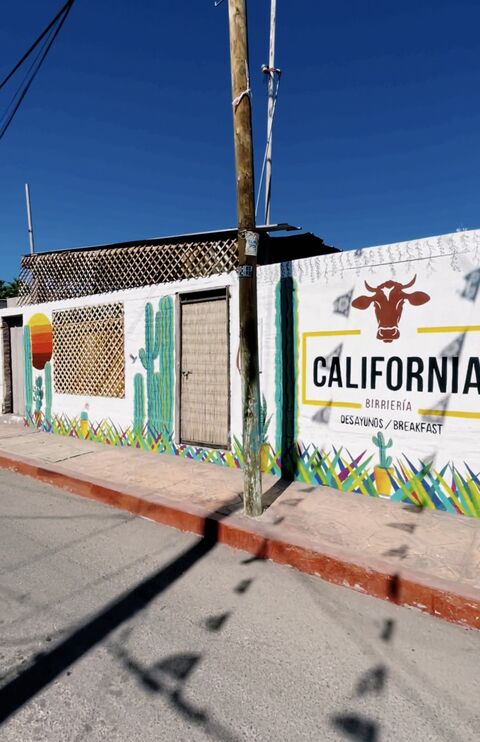 Birrieria California image 1