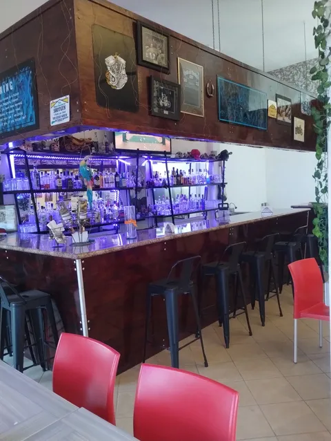 Km. 128 Harley's Bar Restaurant image 4