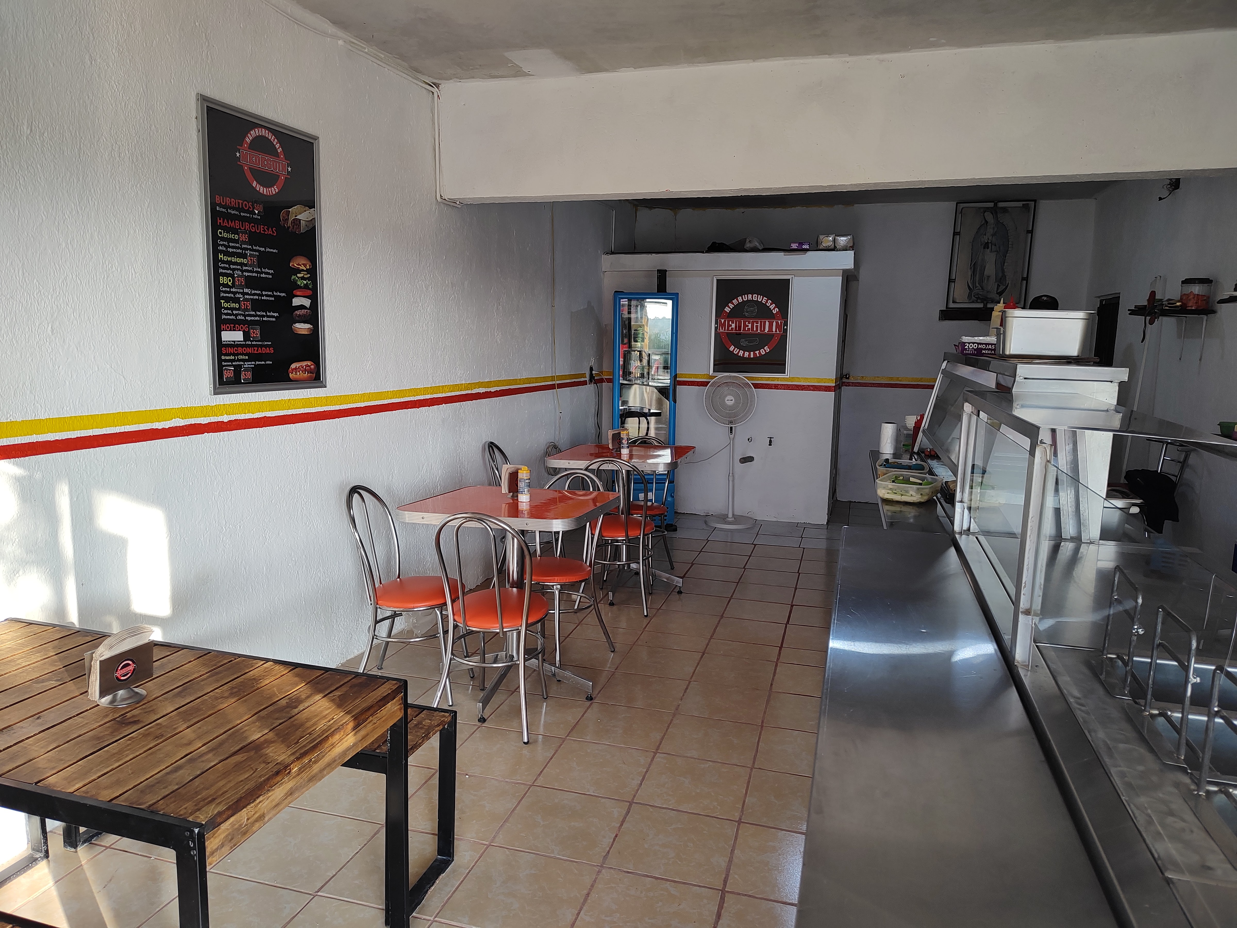 Hamburguesas y burritos Medeguin image 3