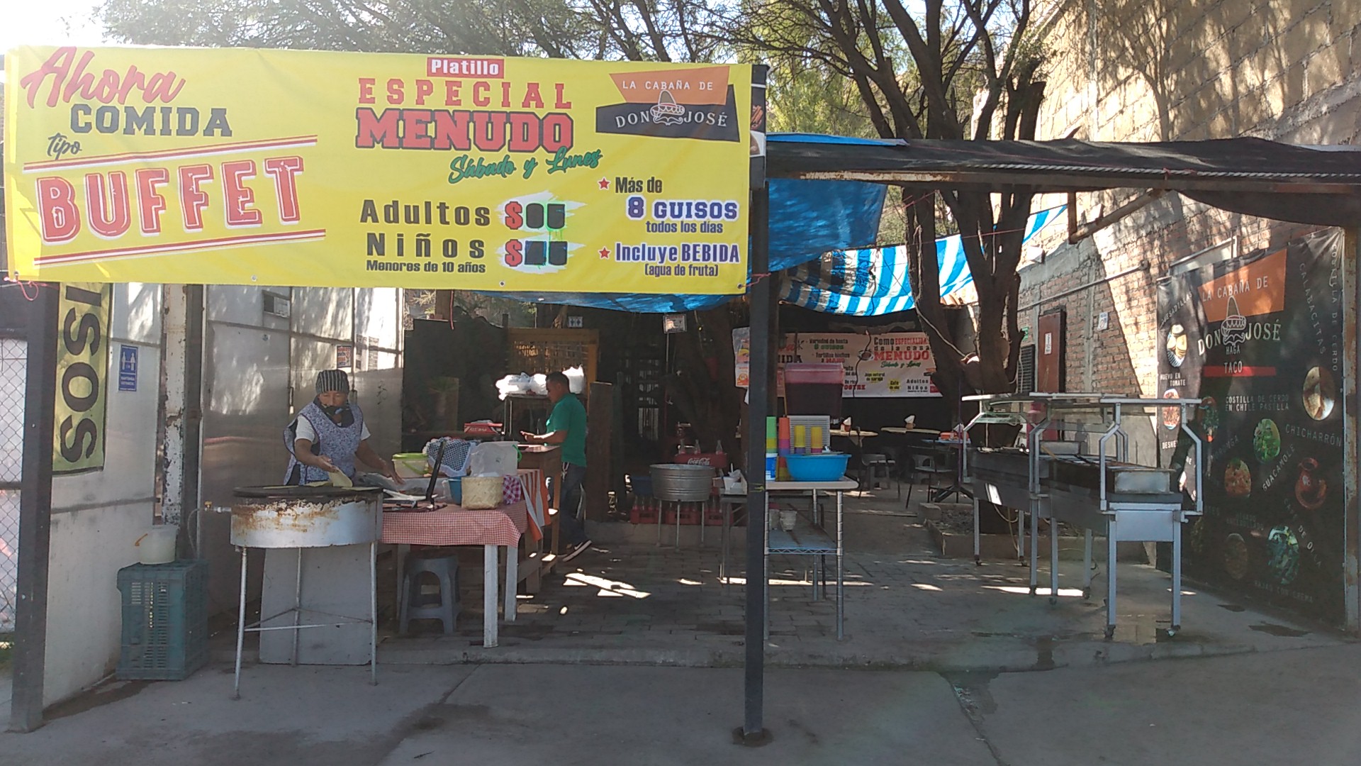 El Bisonte. Pizza y alitas image 9