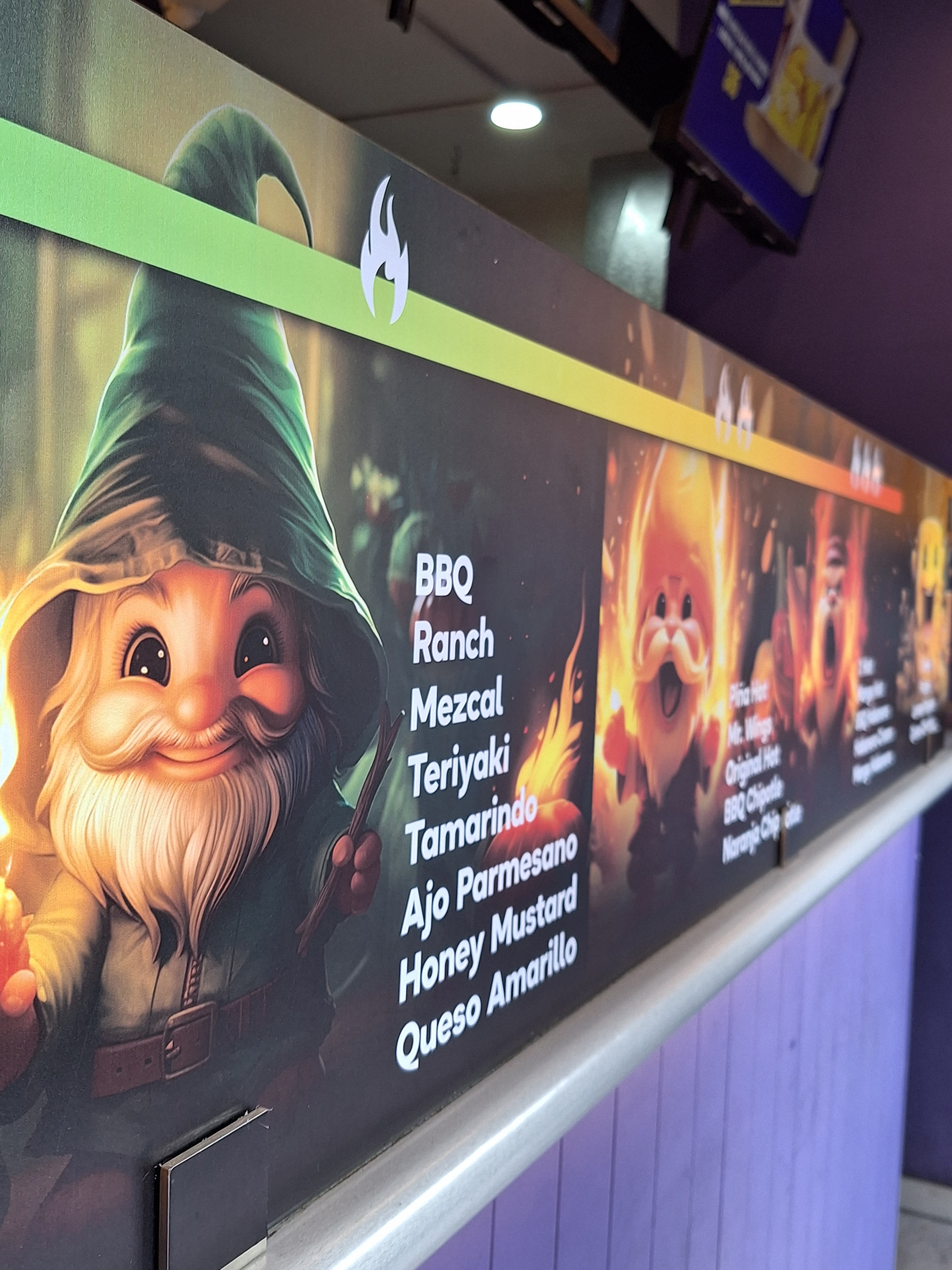 Gnomo Boneless & Fries image 2