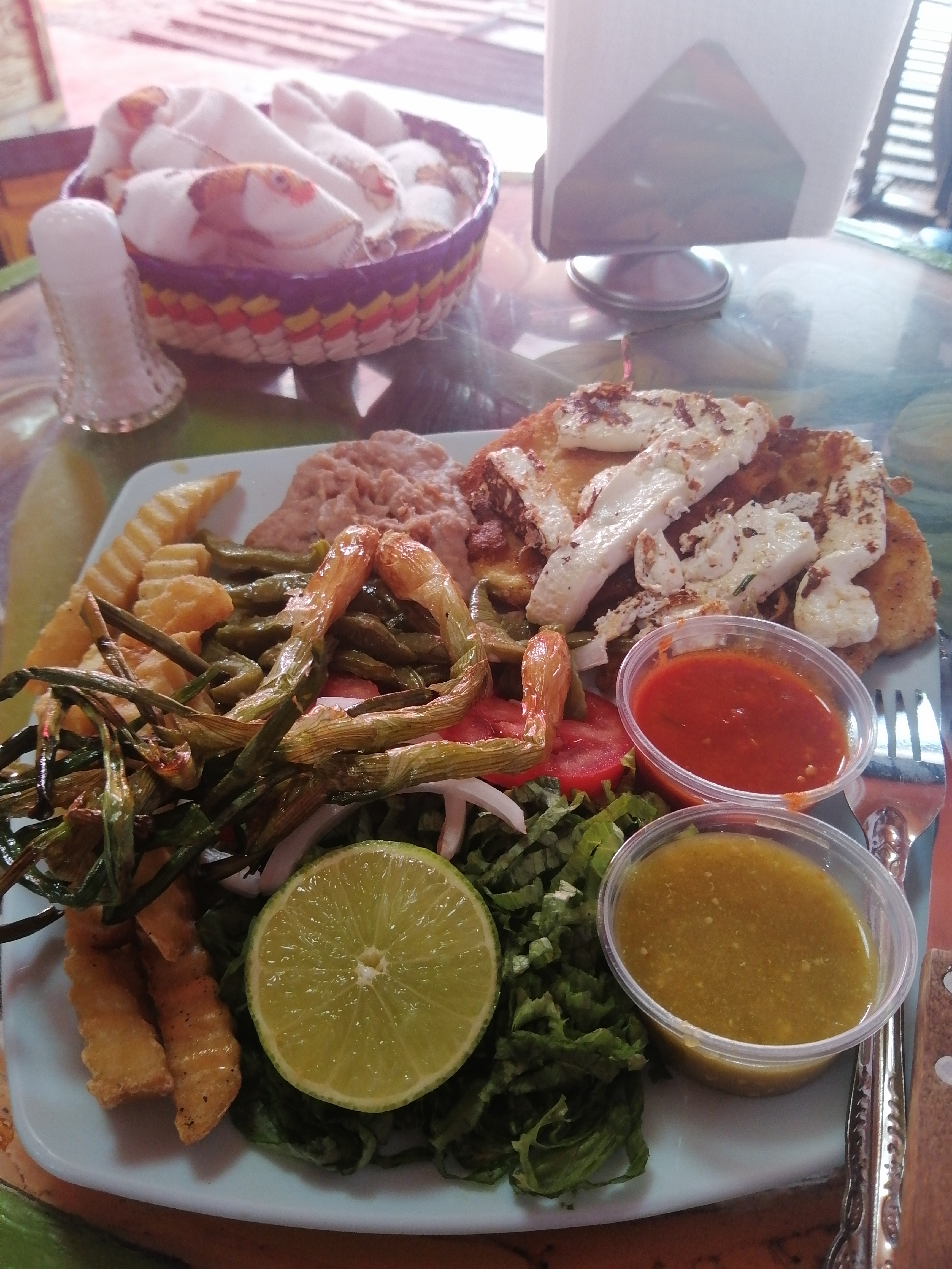 Alitas y Algo mas la patrona image 7