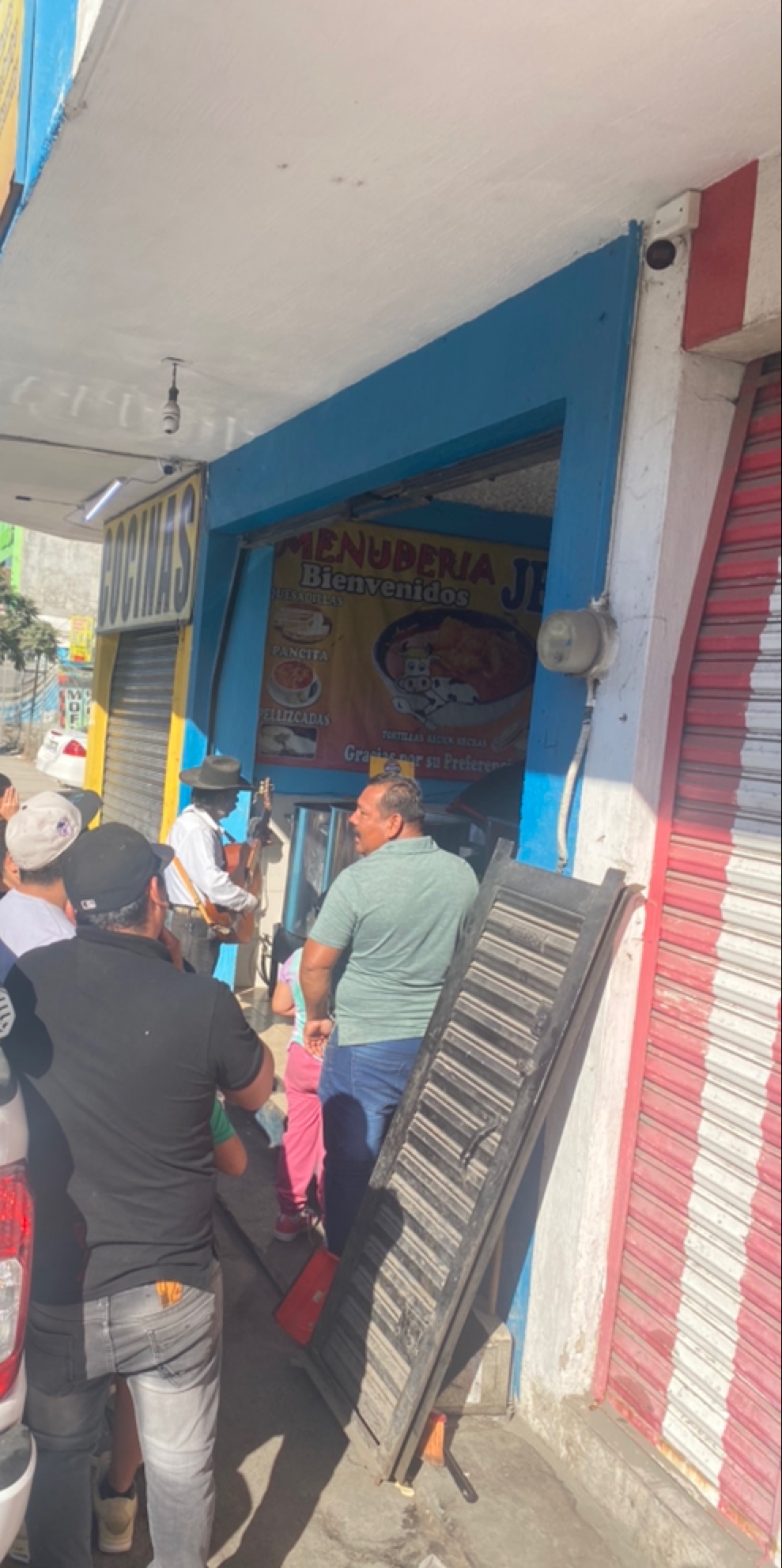 Menuderia Jenny image 4