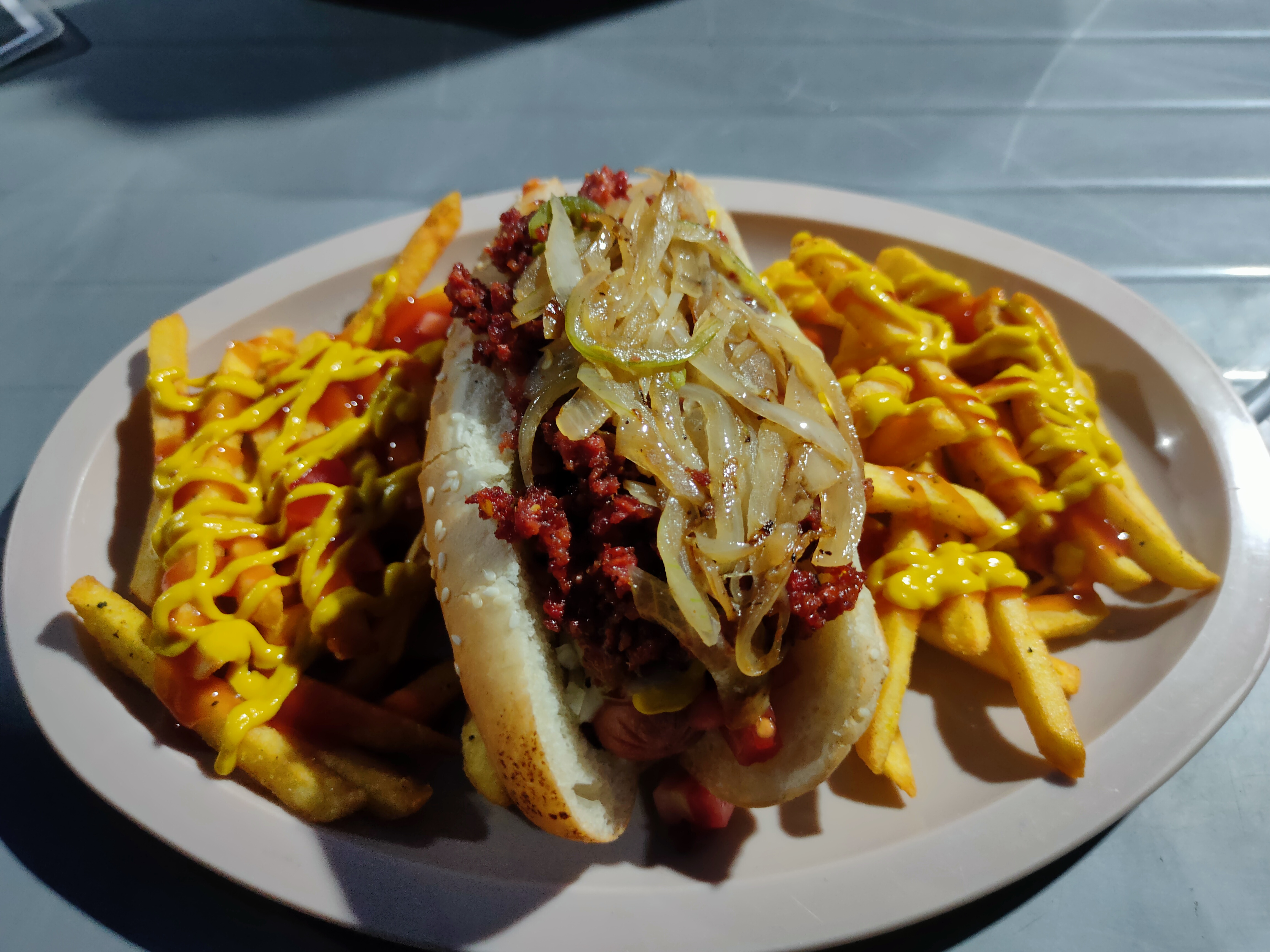 Hamburguesas "Las perronas" image 2