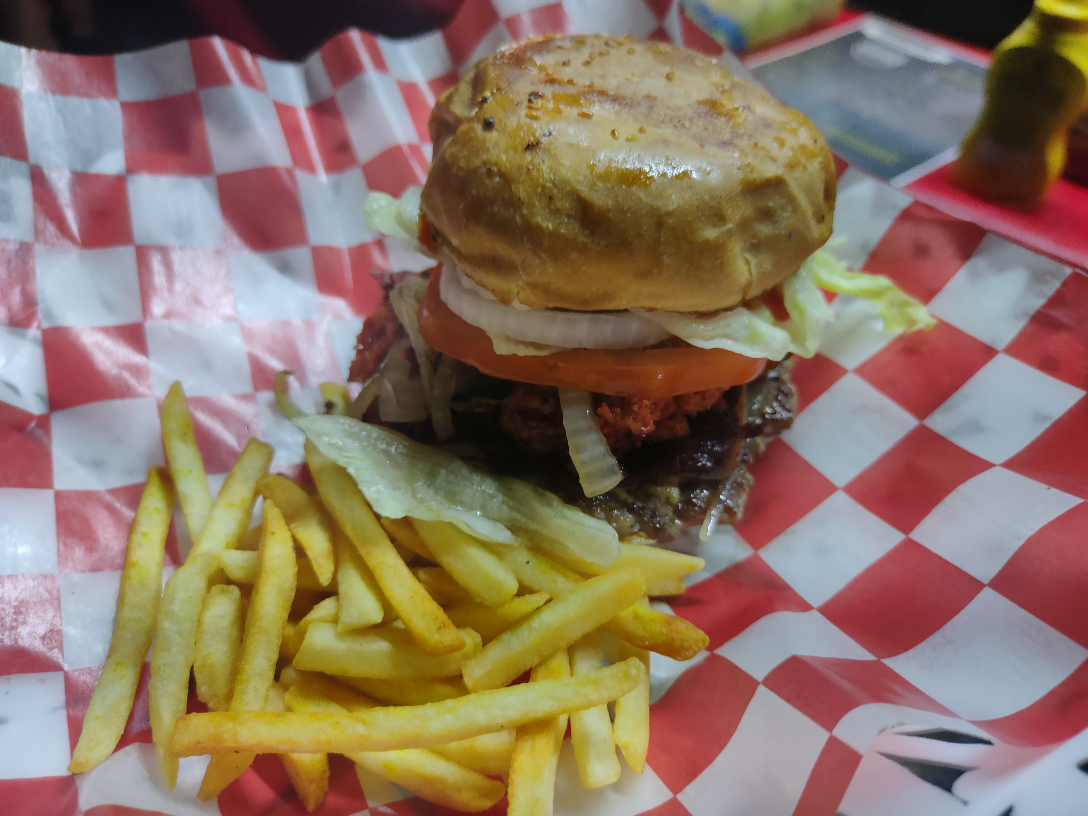 Hamburguesas "Las perronas" image 3