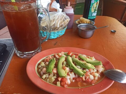 Concha y Mar: Mariscos and Drinks image 7