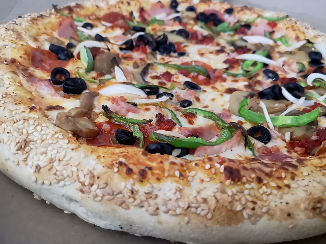 Toogino's Pizza Del Valle image 2