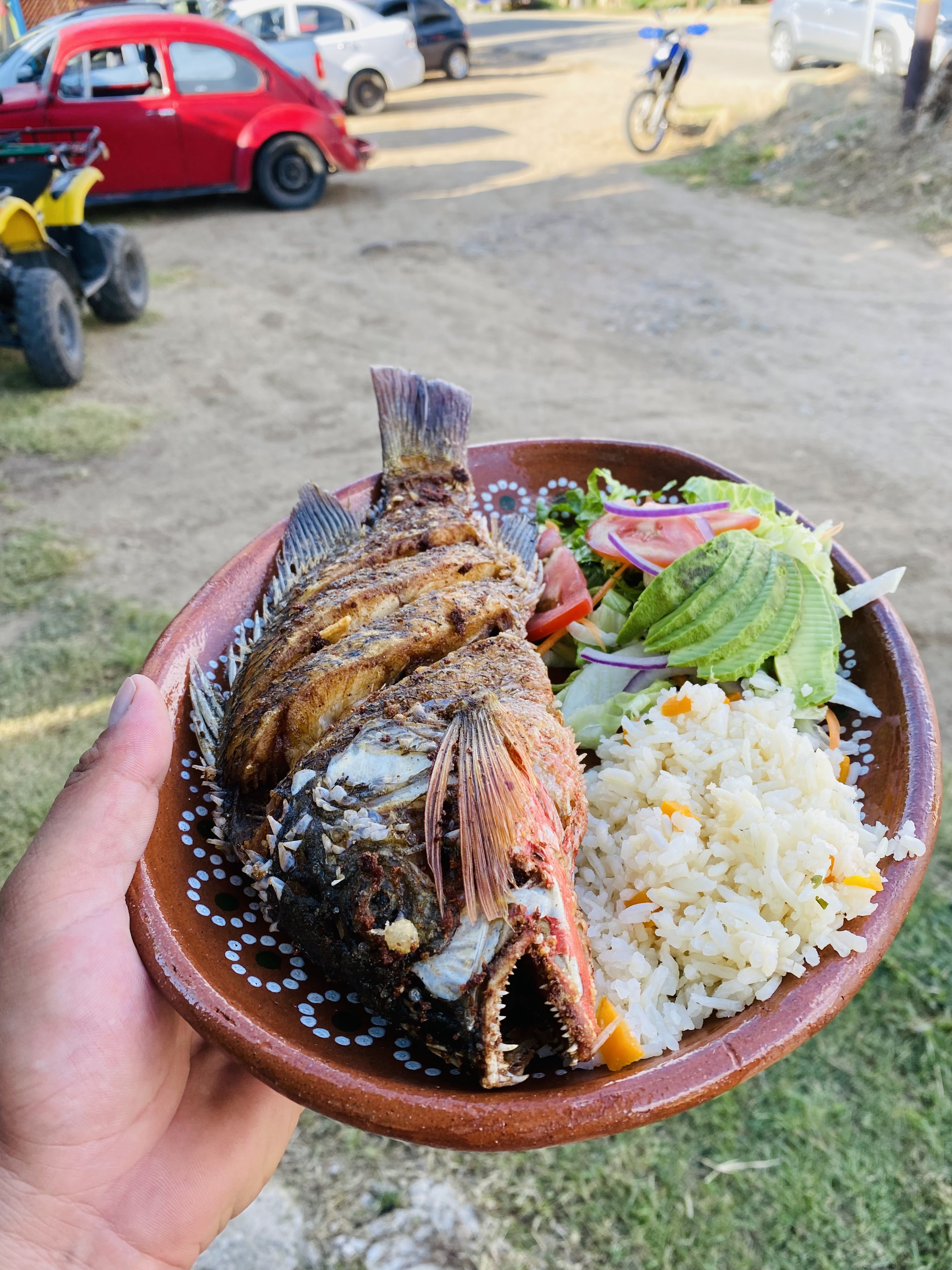 Marisqueria “El Bucito” Suc Ayoquezco image 5