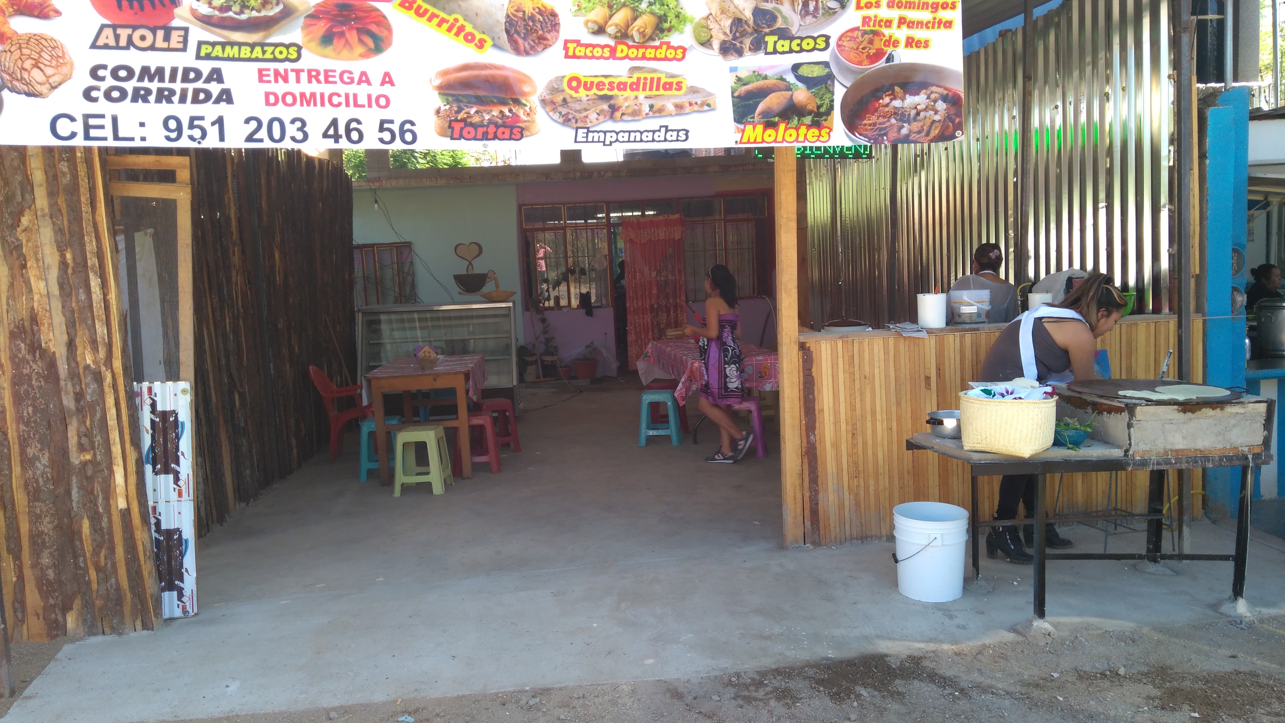 COMEDOR EL COYOTE image 3