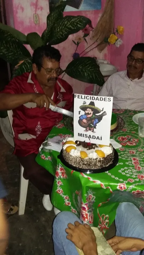 Pollos " EL CHINO" image 8
