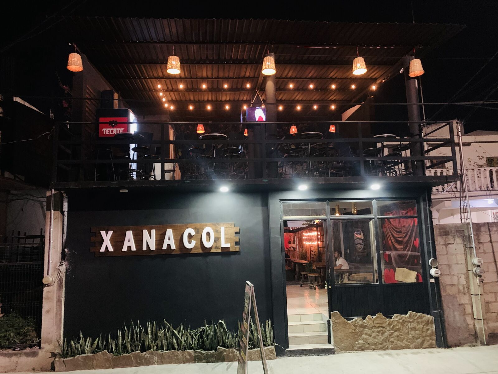 Xanacol Sport Wings & Burguer image 1