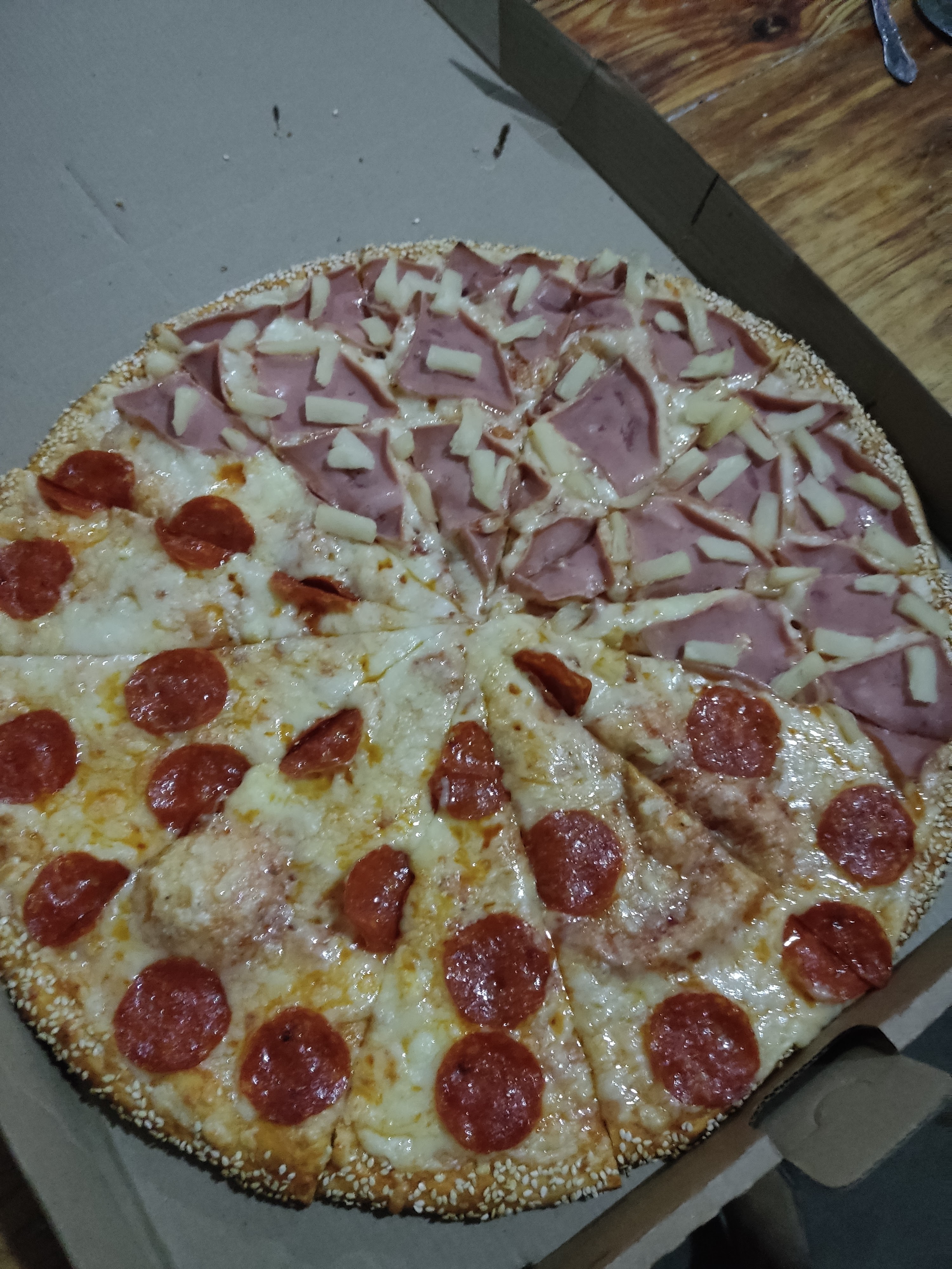 Delizia Pizza image 2