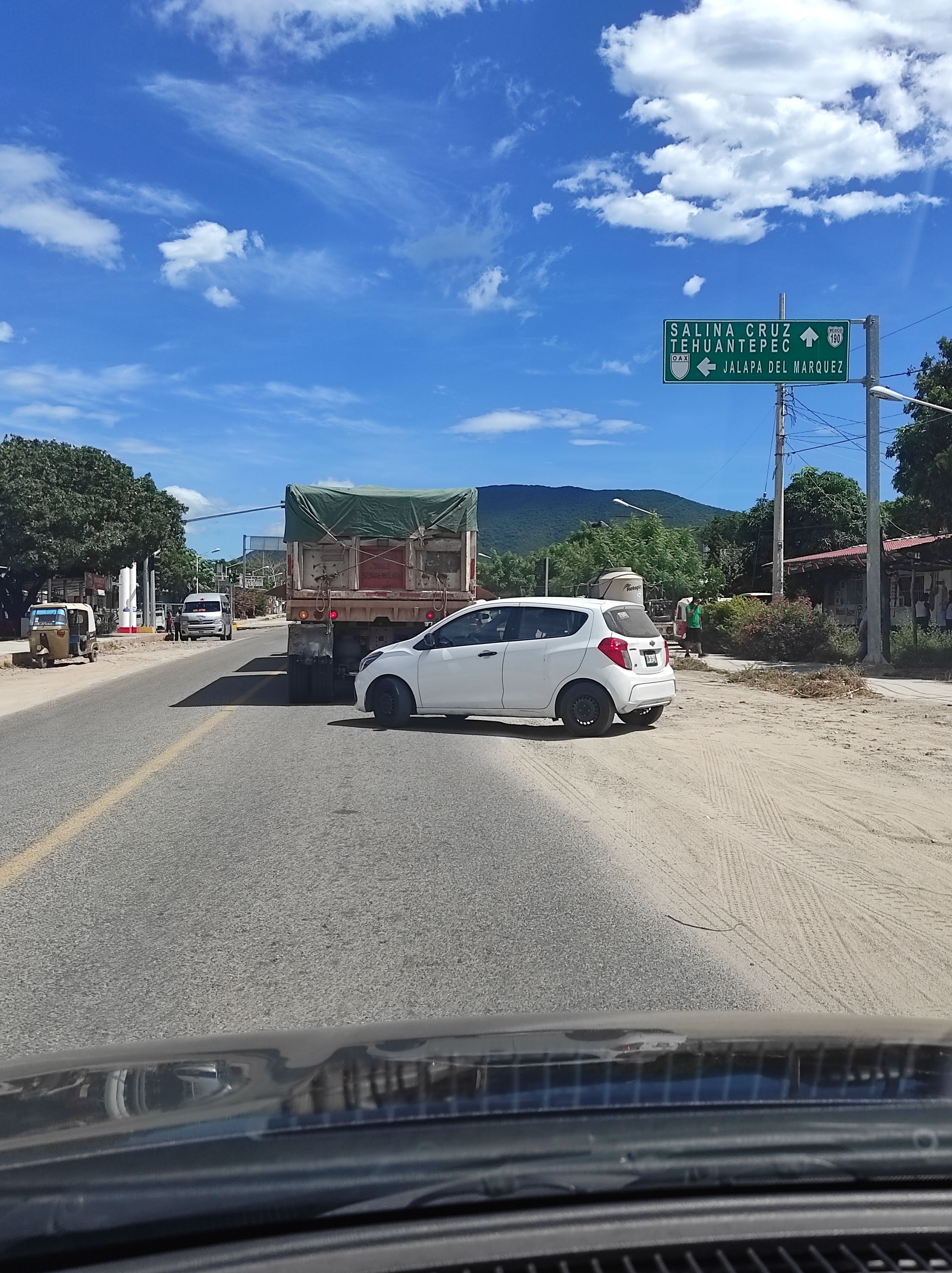 Fogoncito Cenaduria image 4