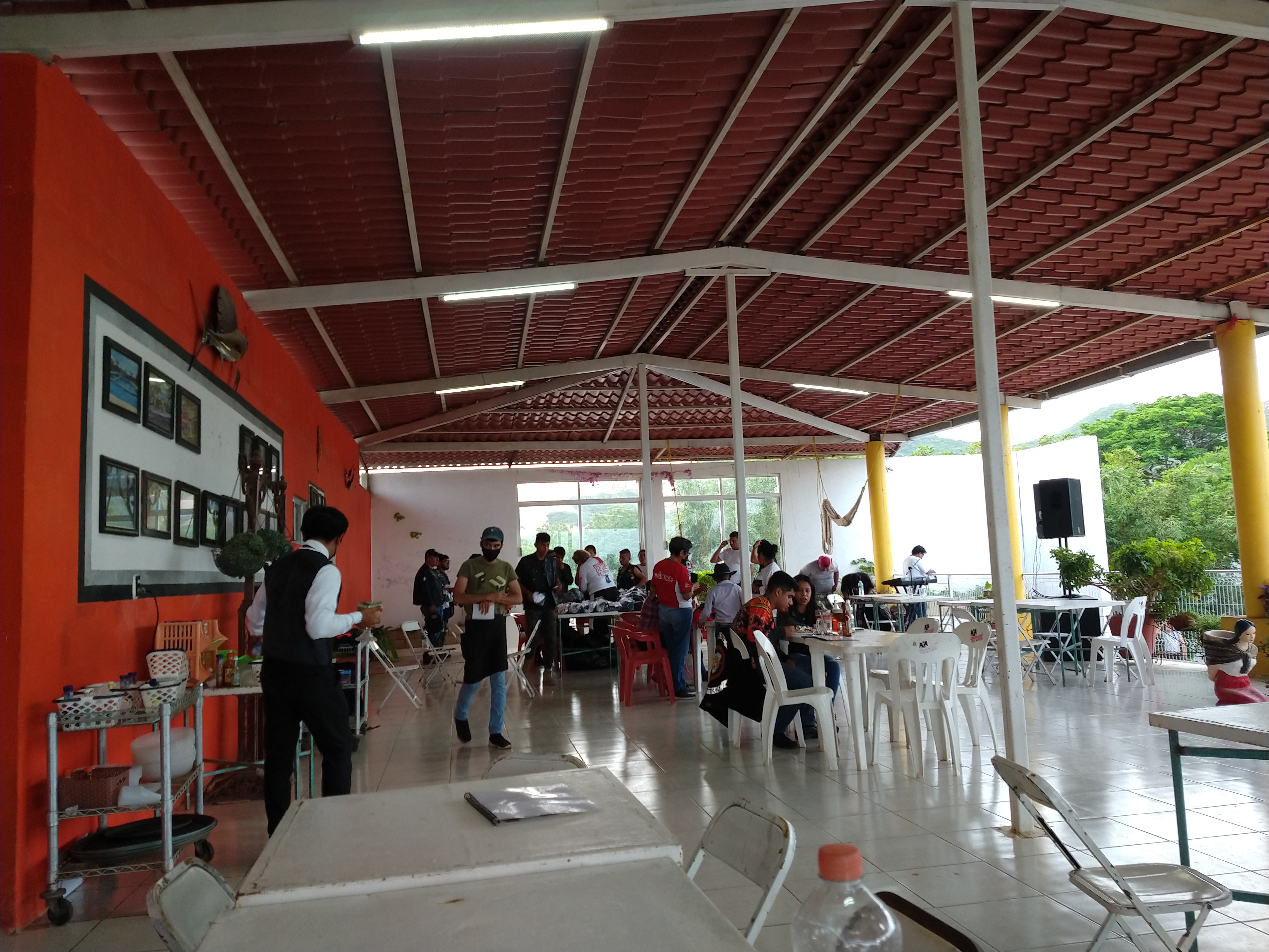 La Roka Restaurante con Alberca Salina Cruz image 9