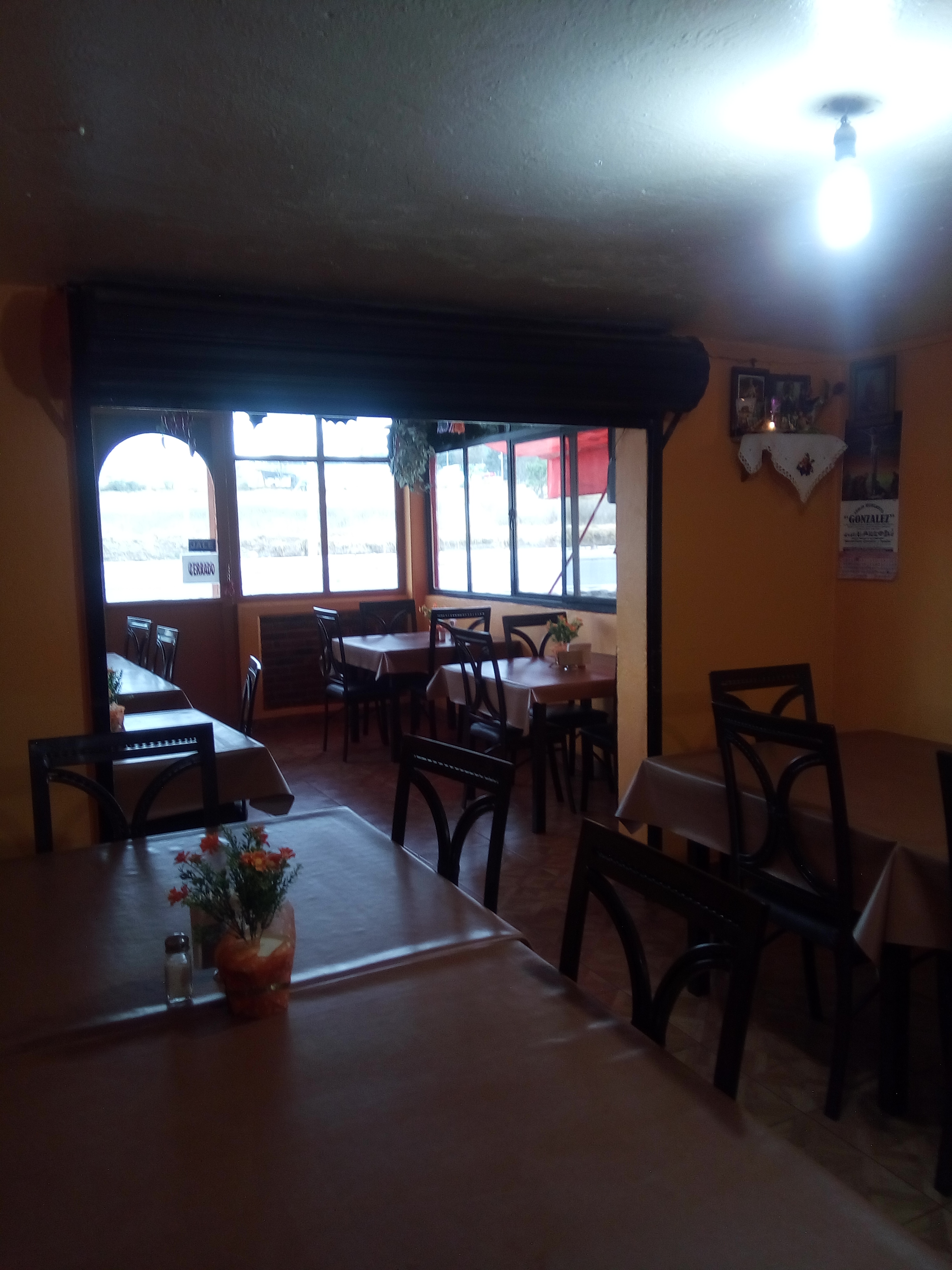 "Fonda Lupita" image 9