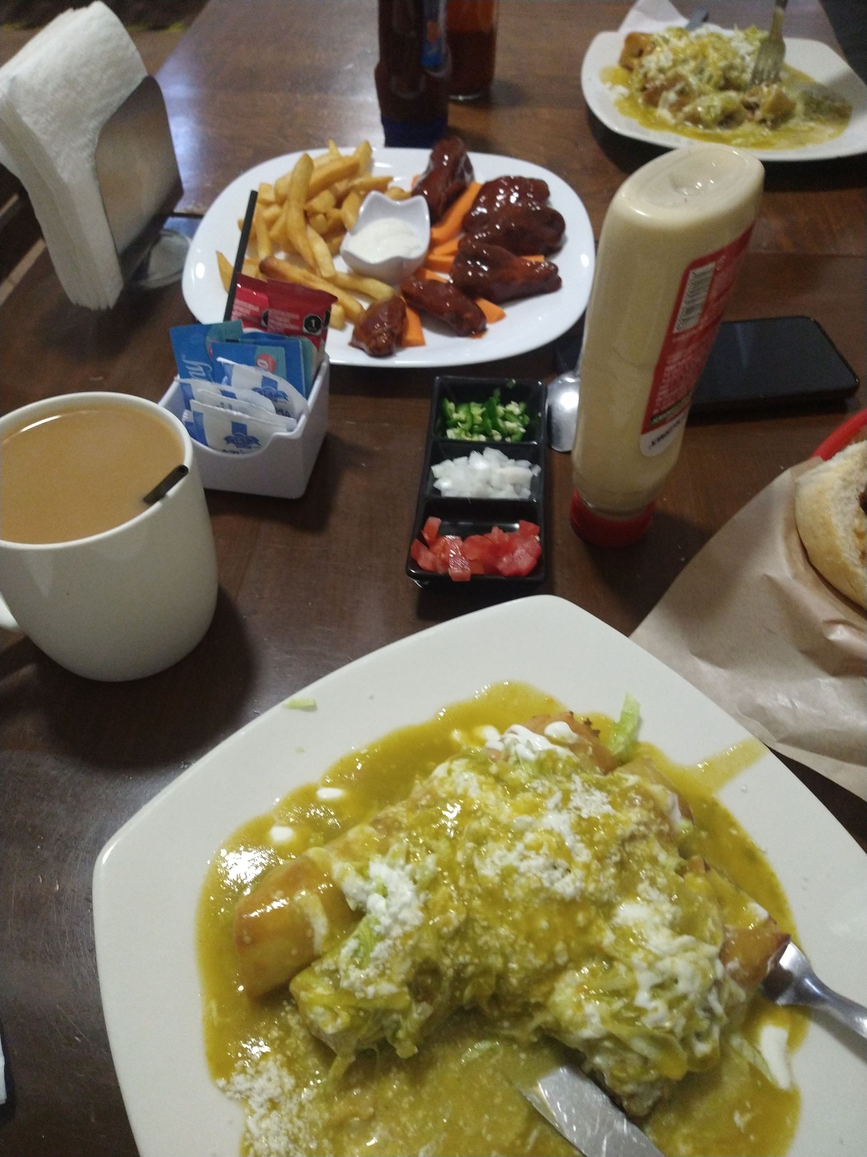 Dos Más Dos image 5