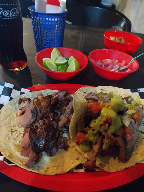 La Isla - Tacos de Picaña y Sirloin - Suc Puerto Esmeralda image 3