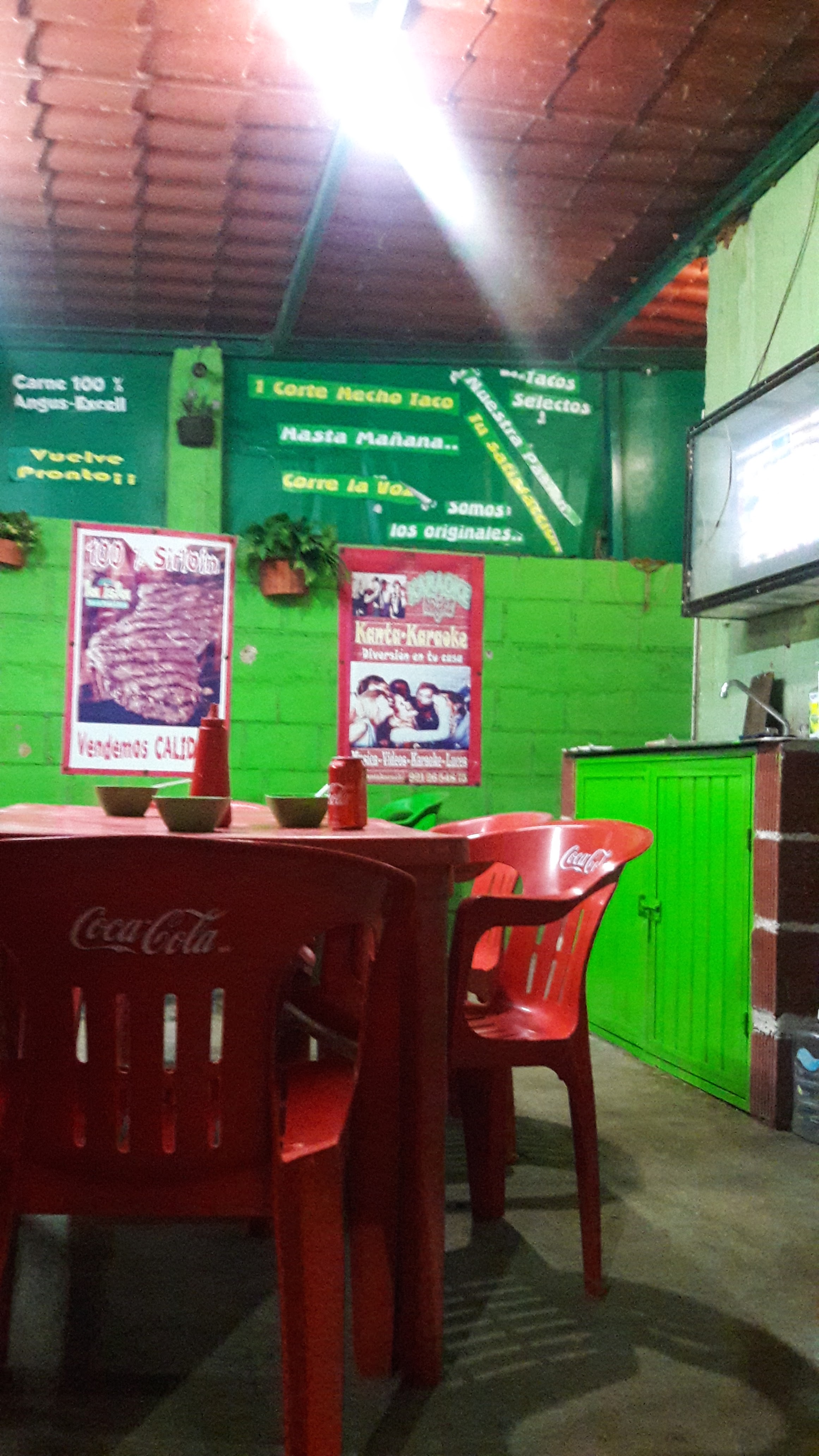 La Isla - Tacos de Picaña y Sirloin - Suc Puerto Esmeralda image 6