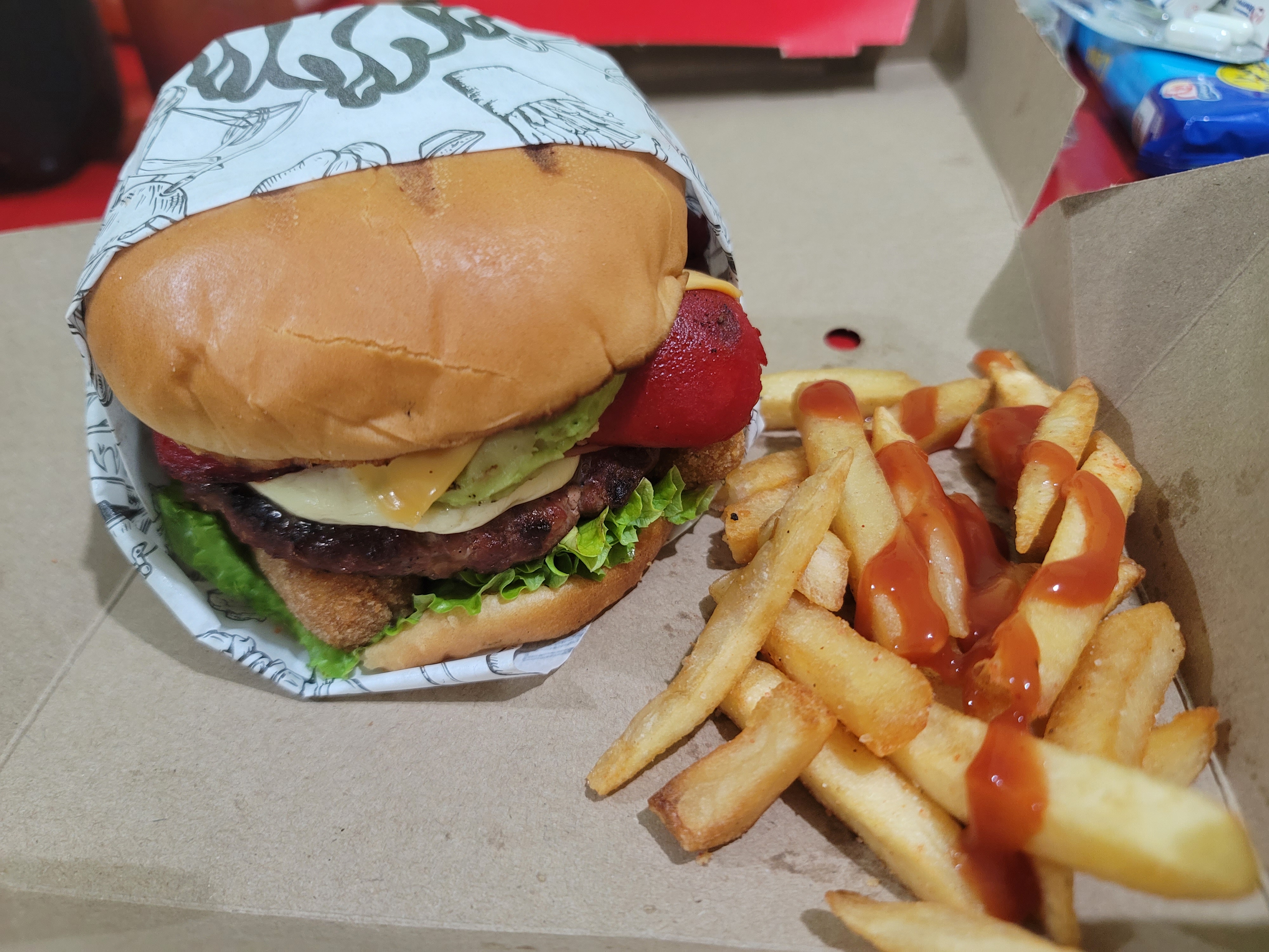 Burger brasas image 6