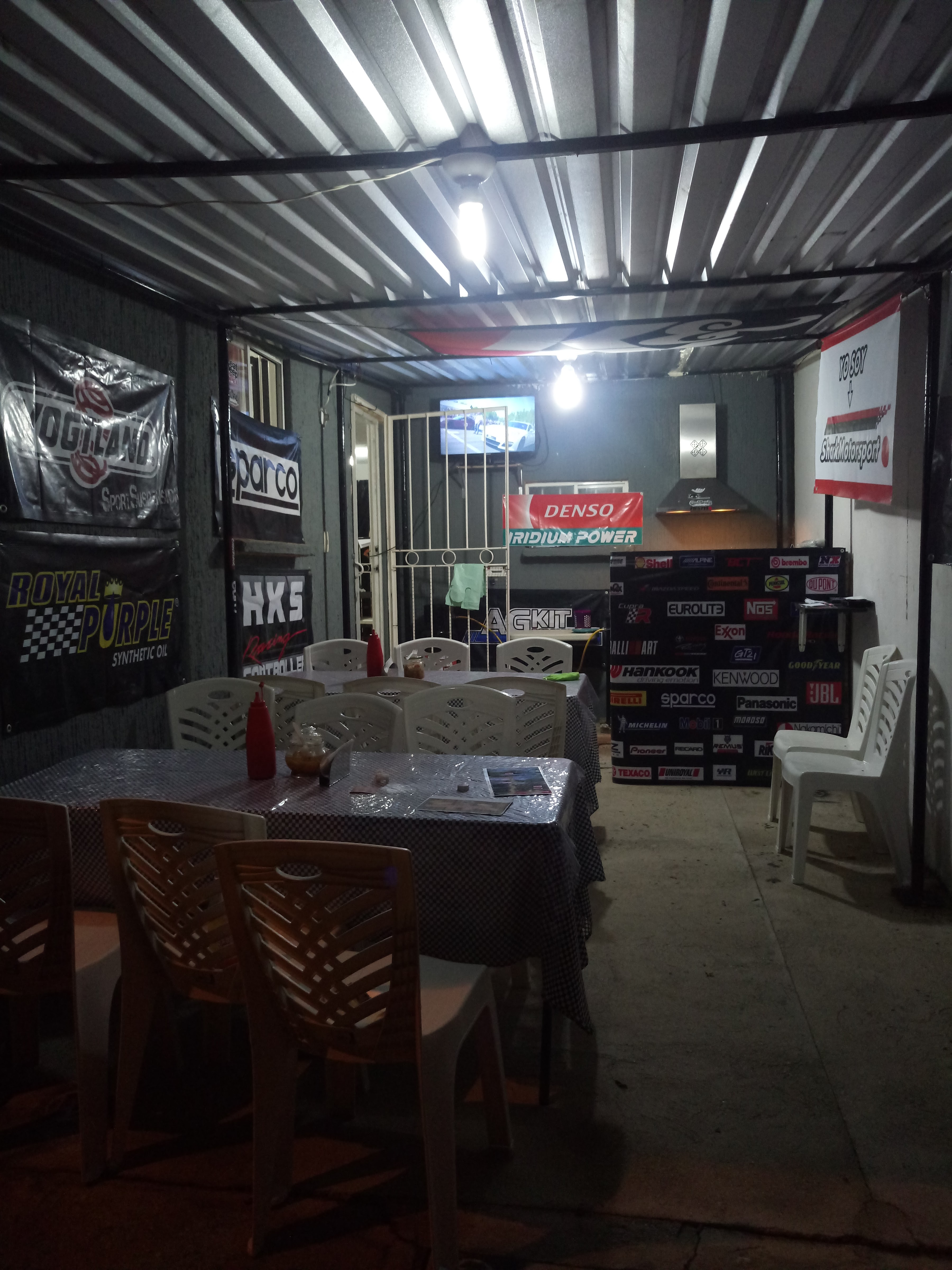 Wolf Racing House image 1