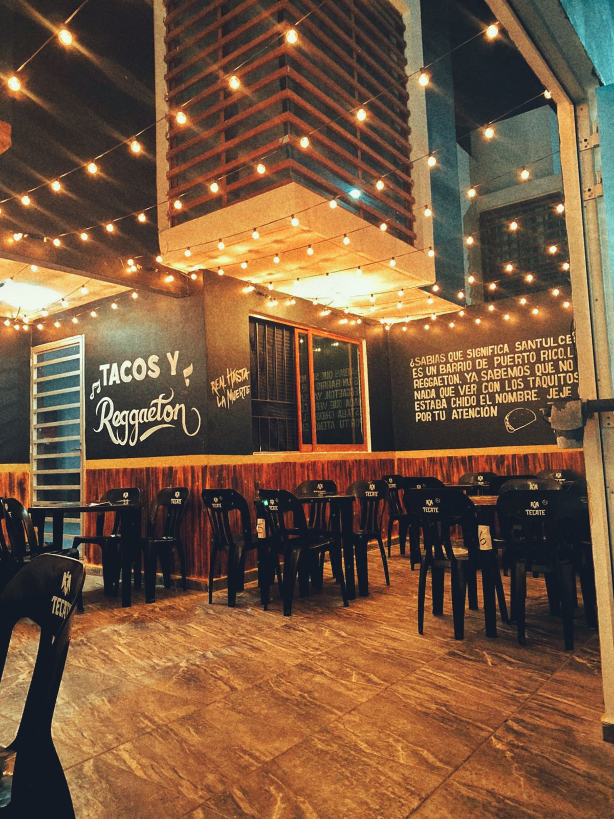 La Esquinita Taqueria image 8