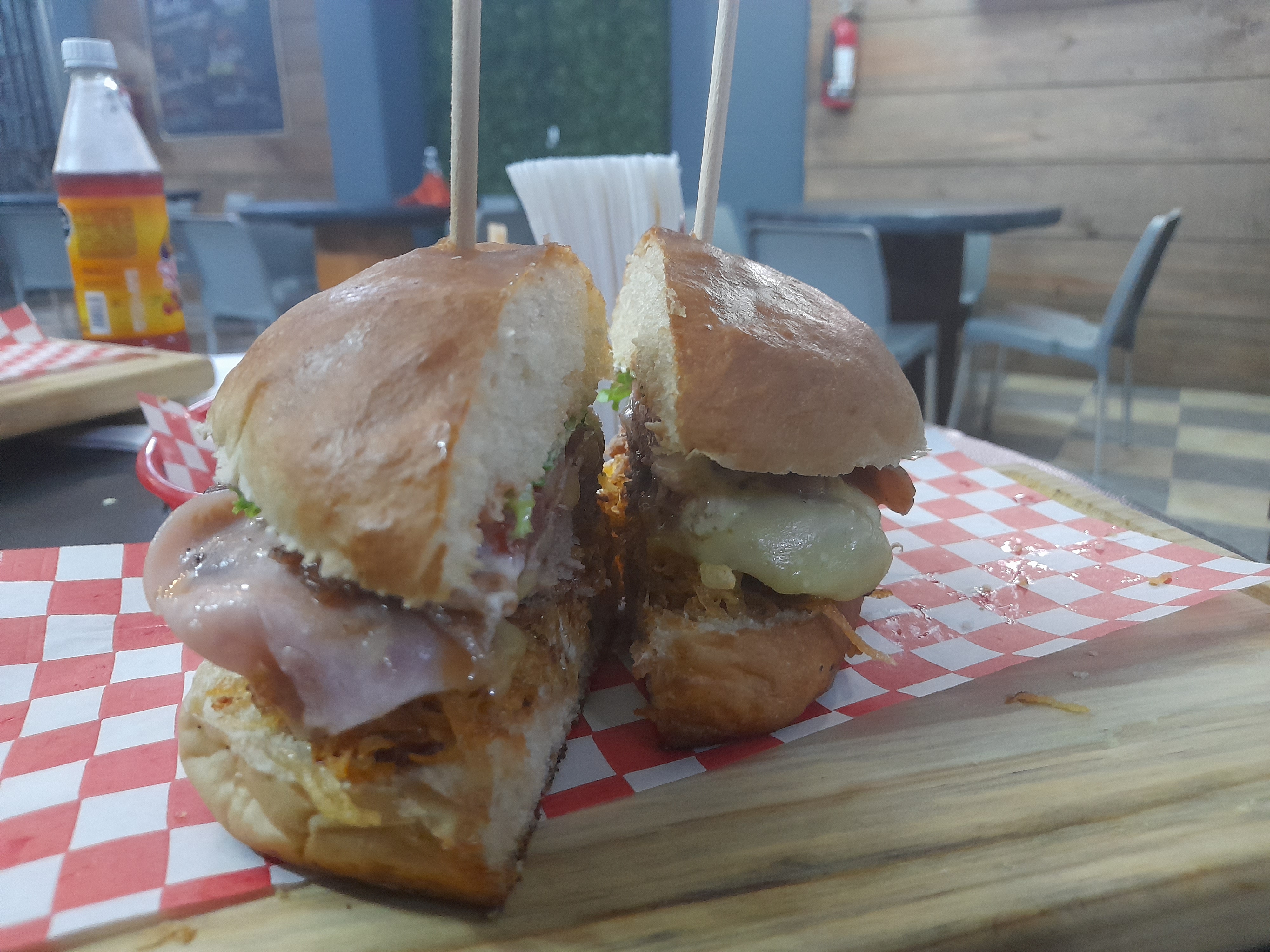 La Sifrina Acaya image 8