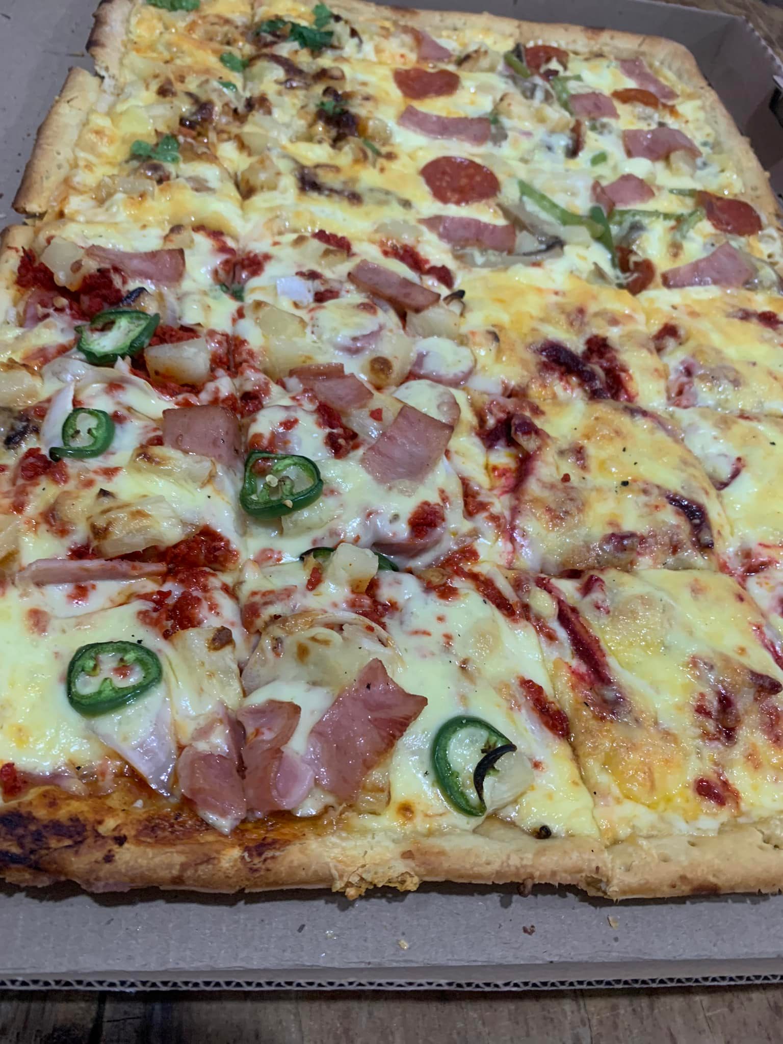 Lily's Pizza Coatza image 3