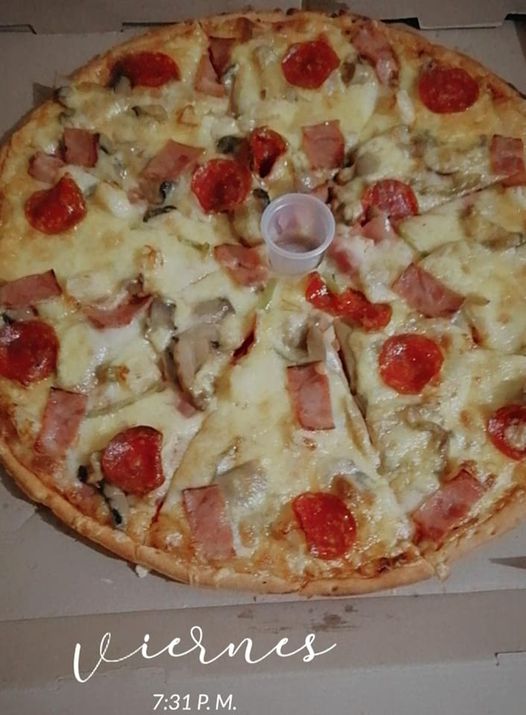 Lily's Pizza Coatza image 4