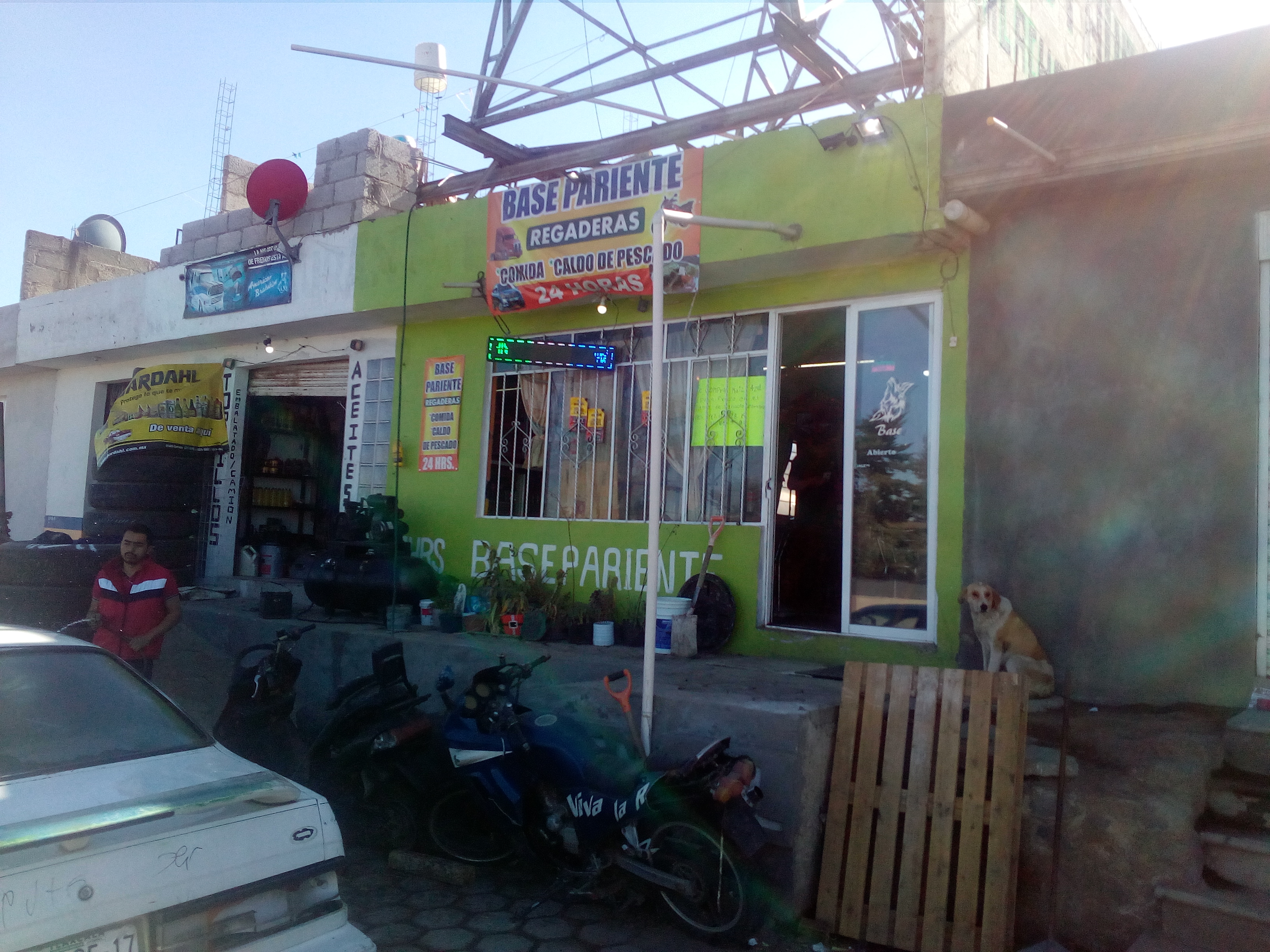 Restaurant "El Pariente" image 3