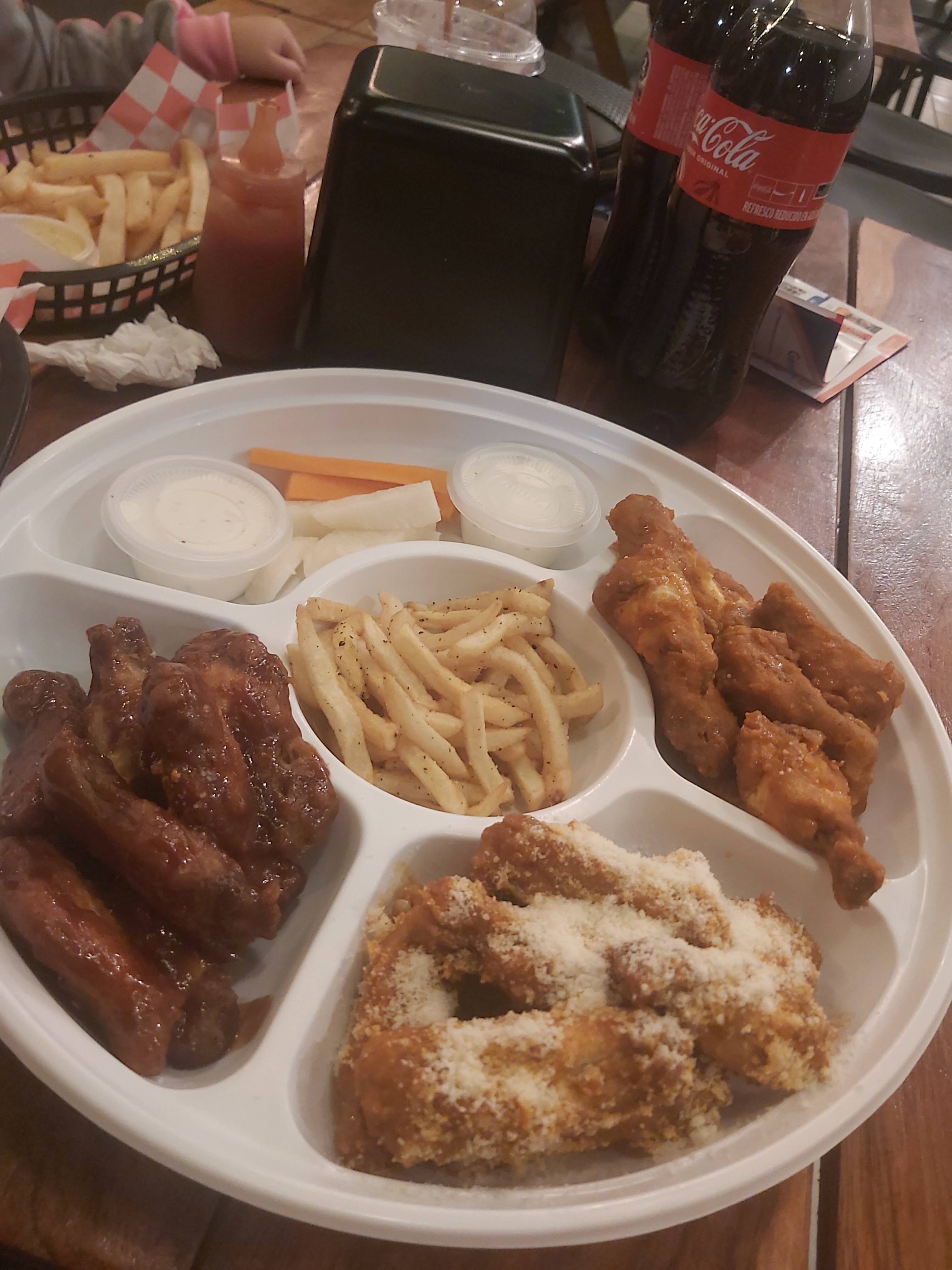 Alitas Fabulosas image 4