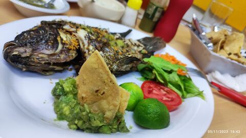 Mariscos y Cockteles "Robert" image 1