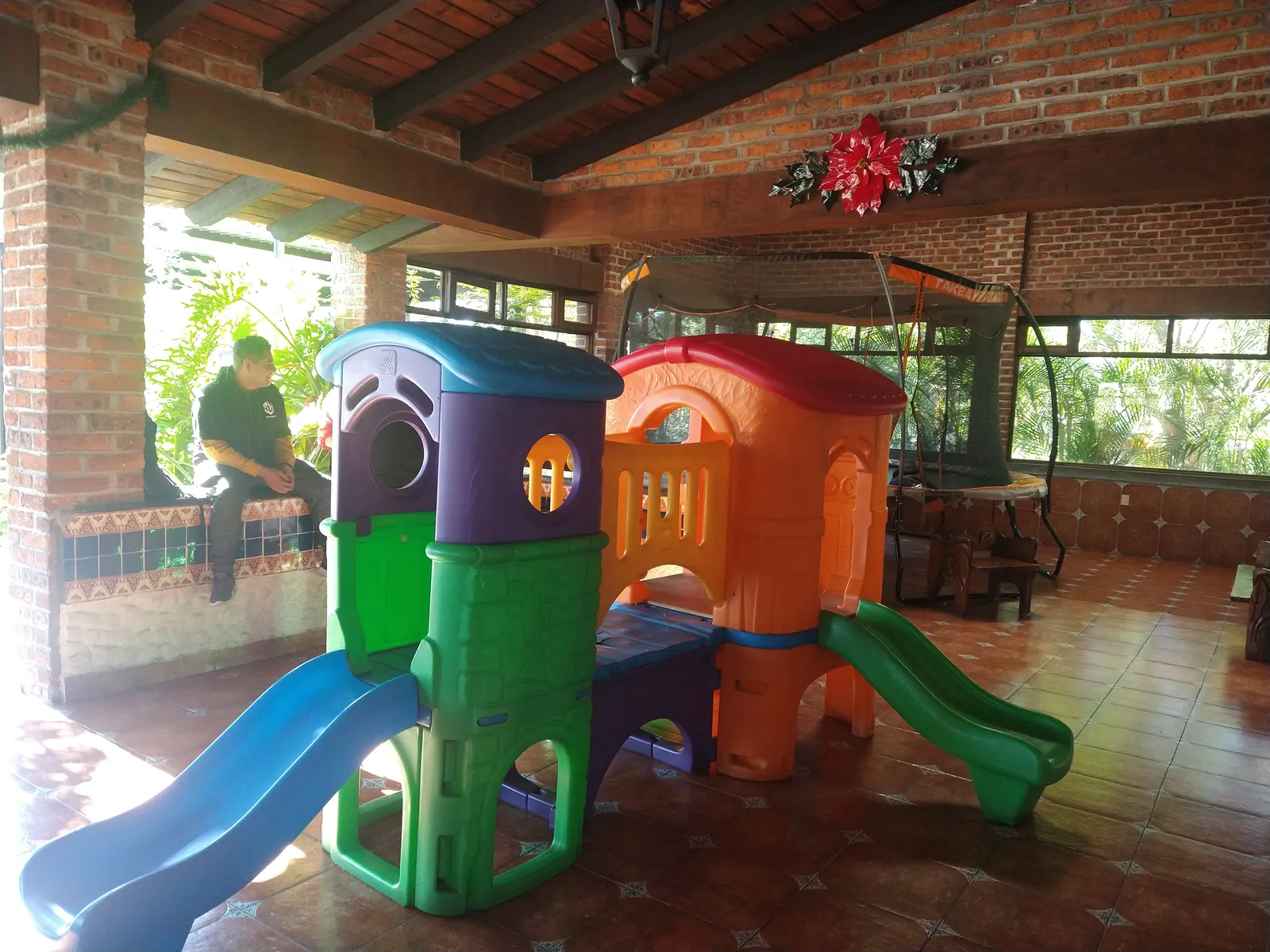 Los Pinitos image 6