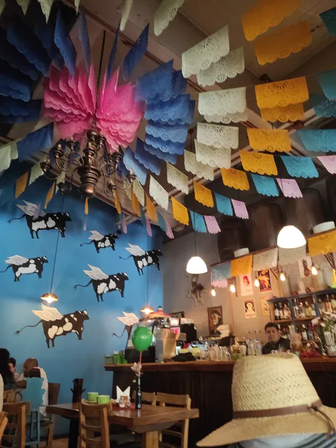 El Cajún image 7