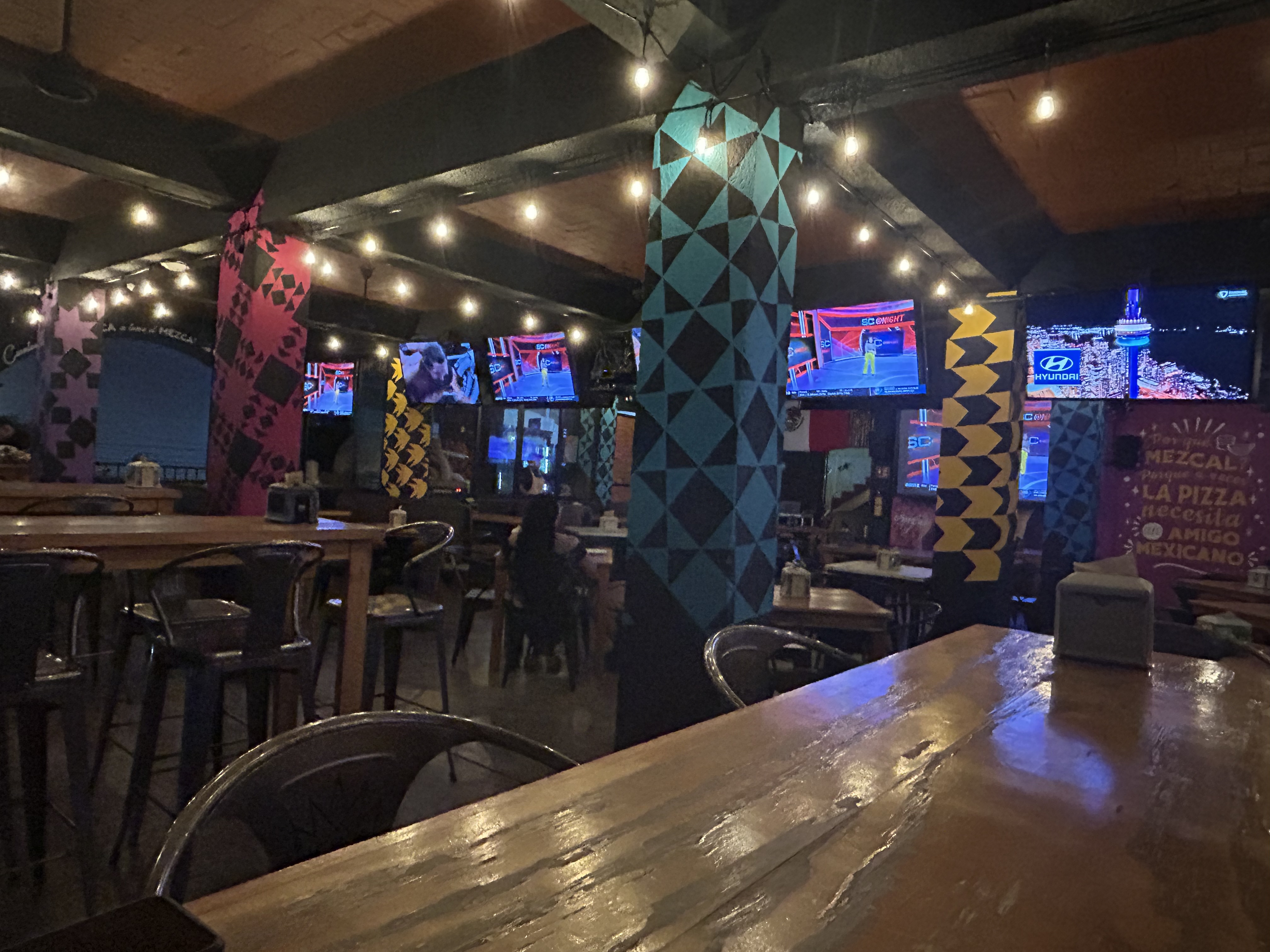 Restaurant sport bar Bie'che en Huatulco image 1