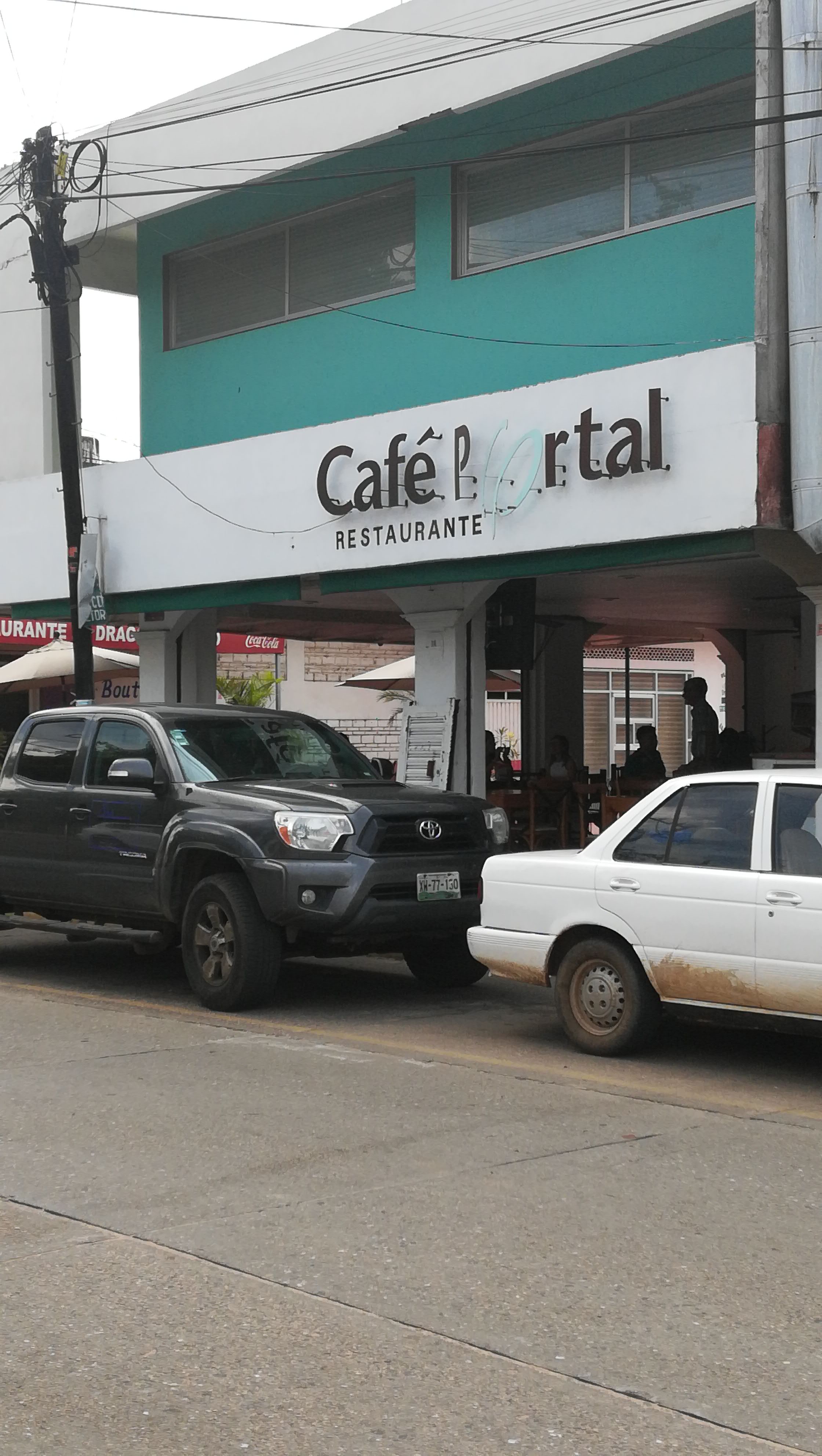 Café Portal image 3