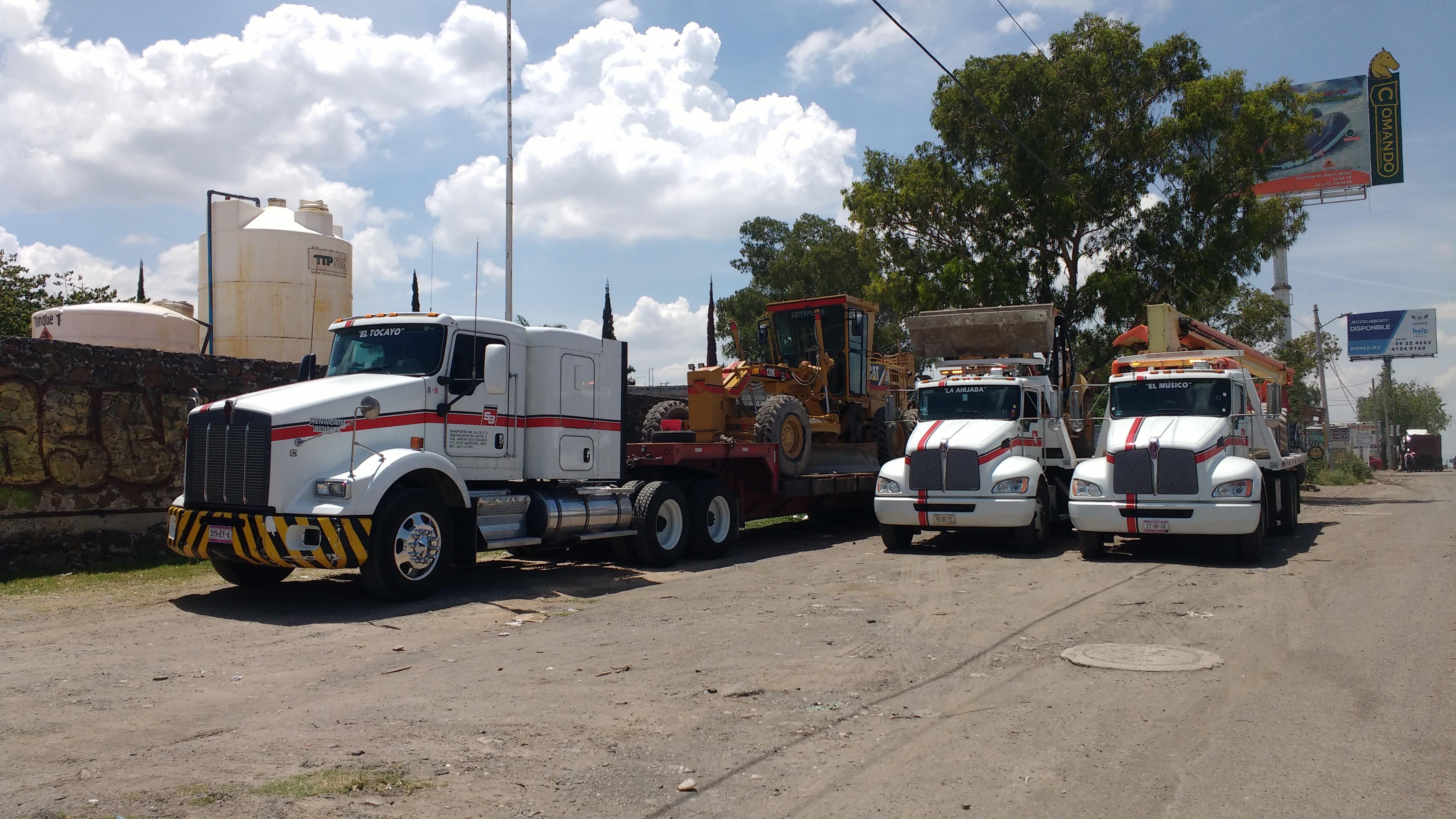 Tortas y Mariscos El Tiburon image 7