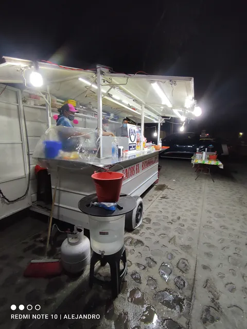 Tacos El Estanquillo image 1