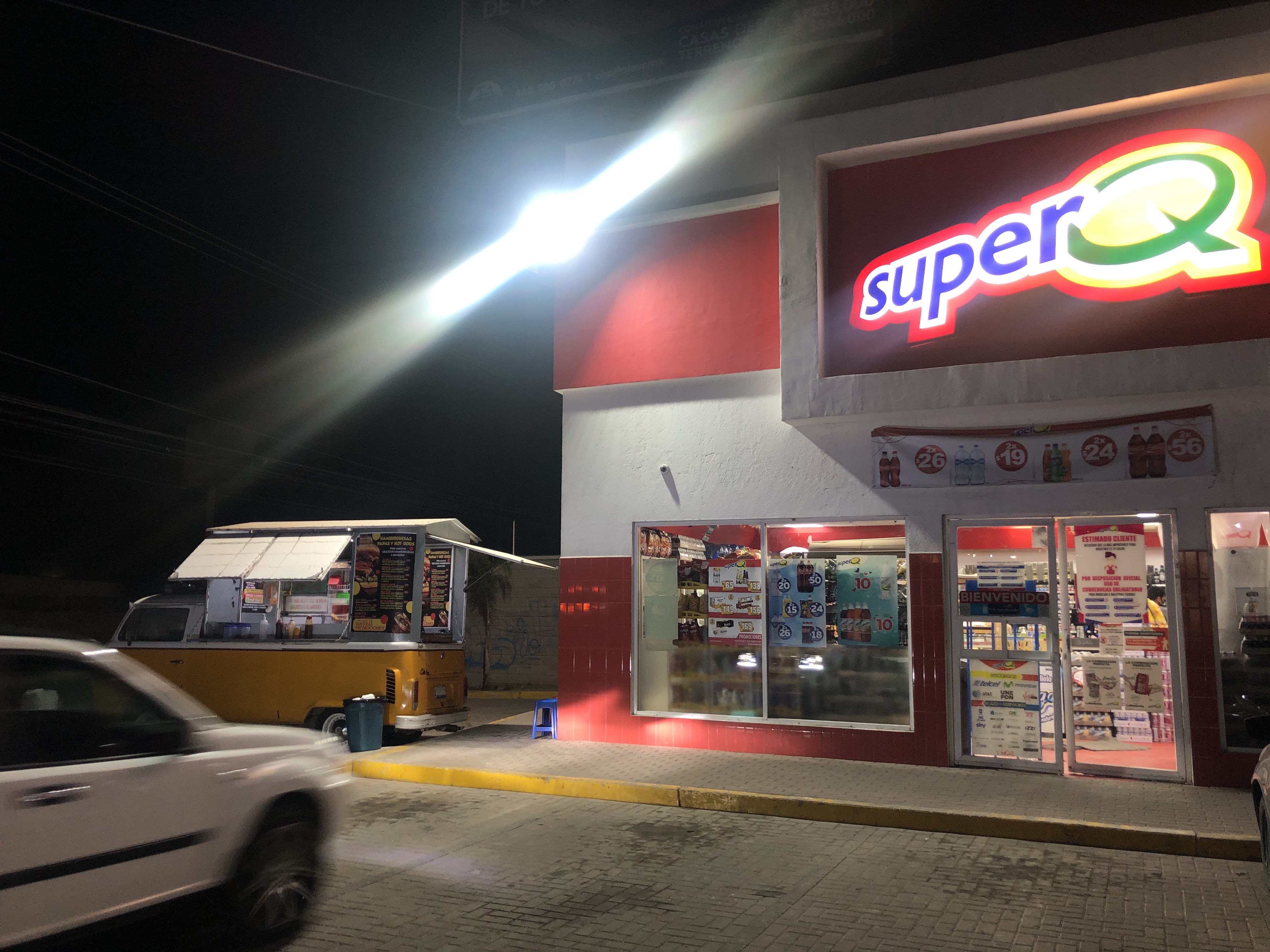 La Combi Burger image 10