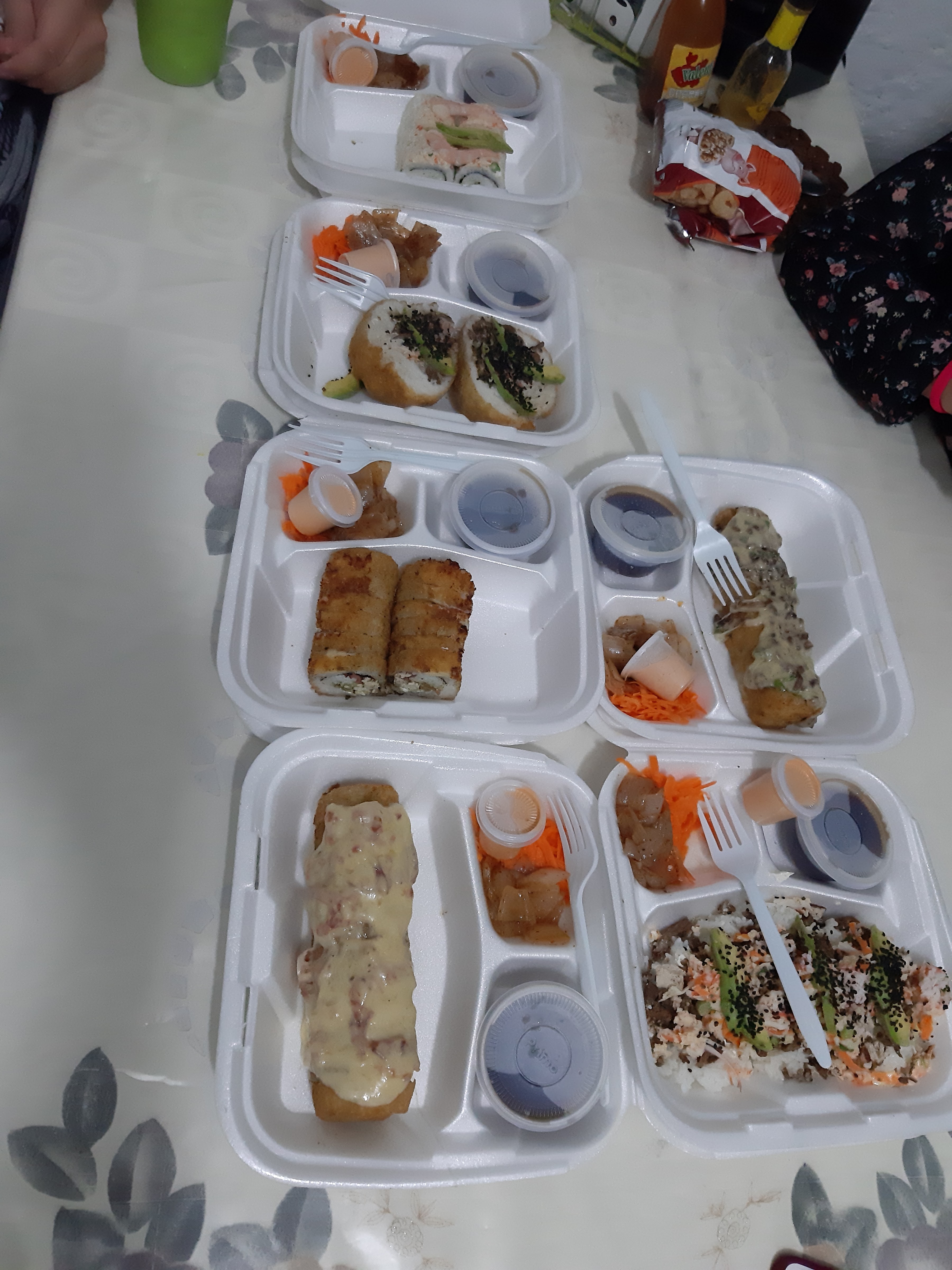 Sushi N' Gong image 4