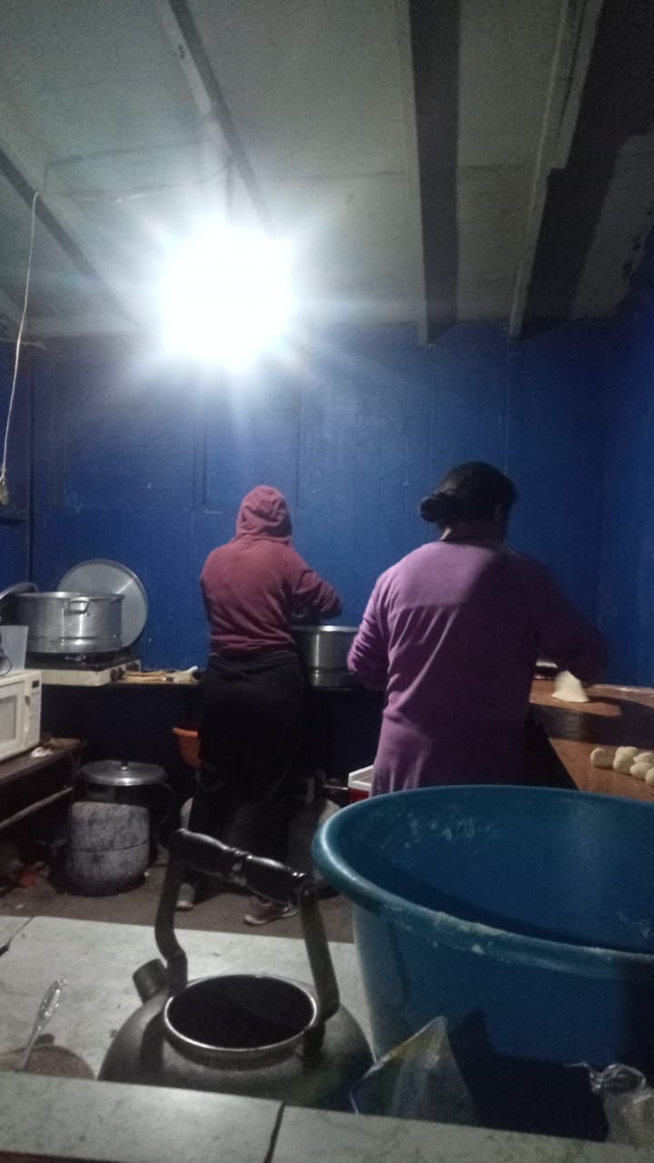 Loncheria NyN 13 de mayo image 2