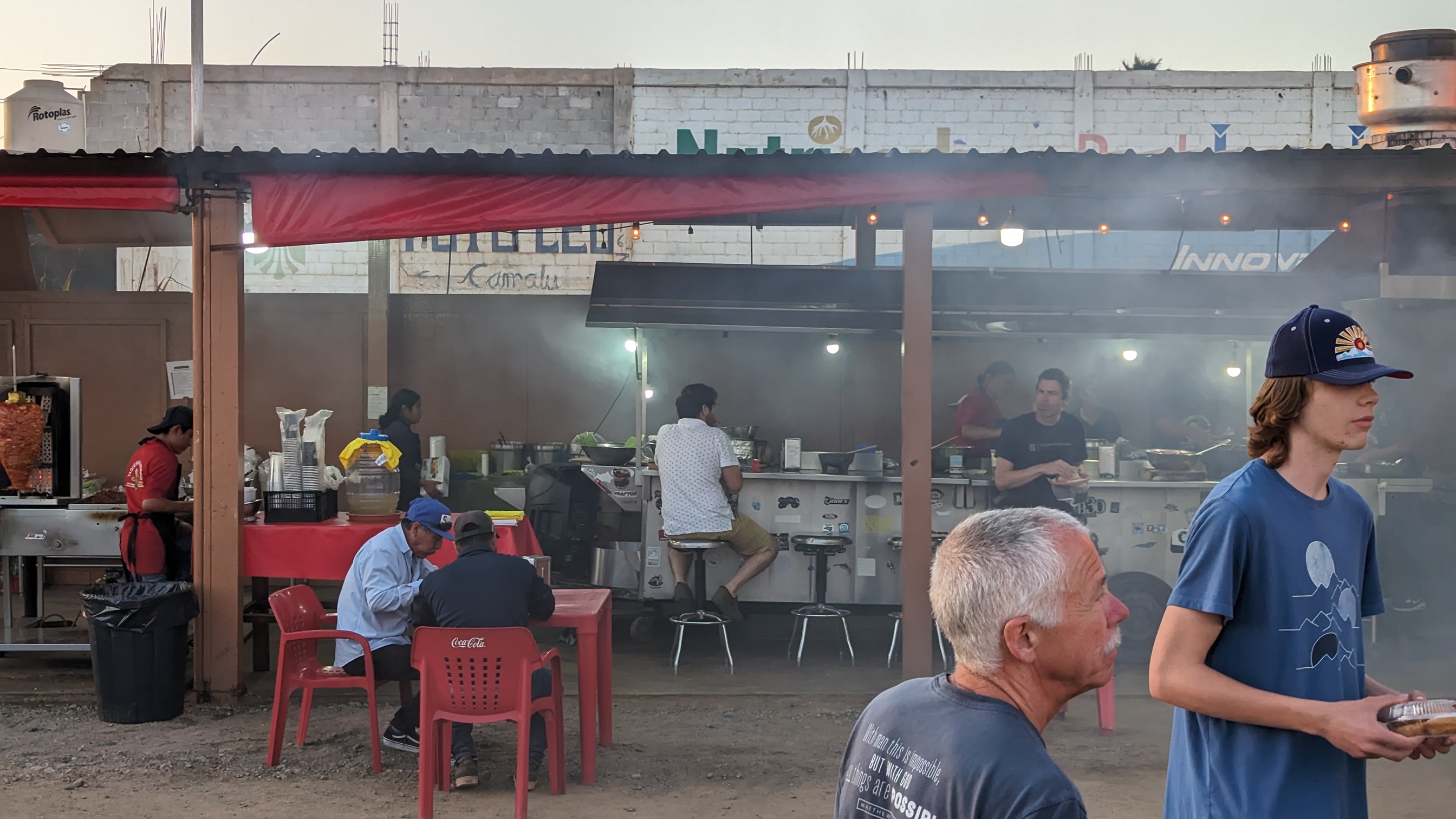 Tacos El Perico image 2