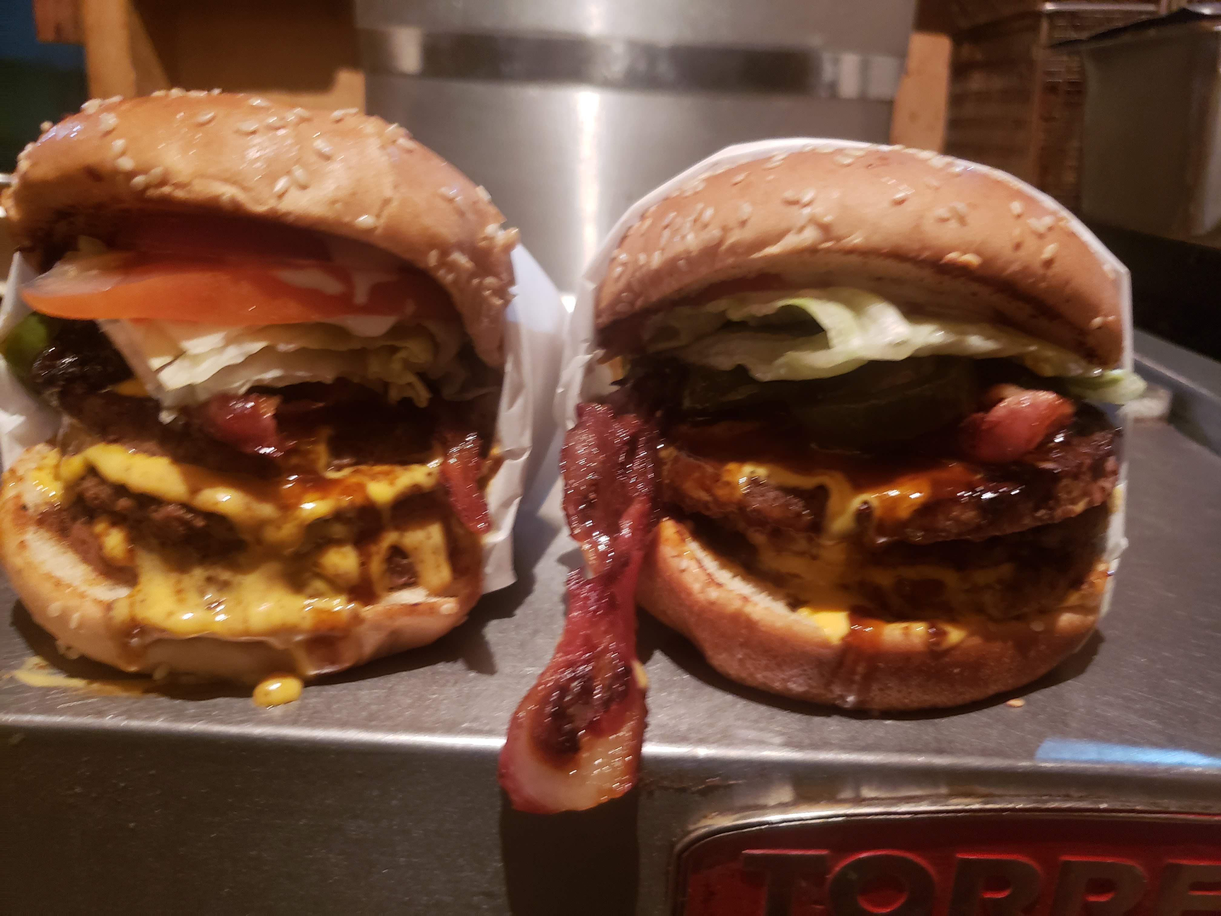 La burger image 6