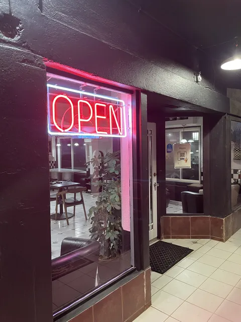 Mikaza Café image 4