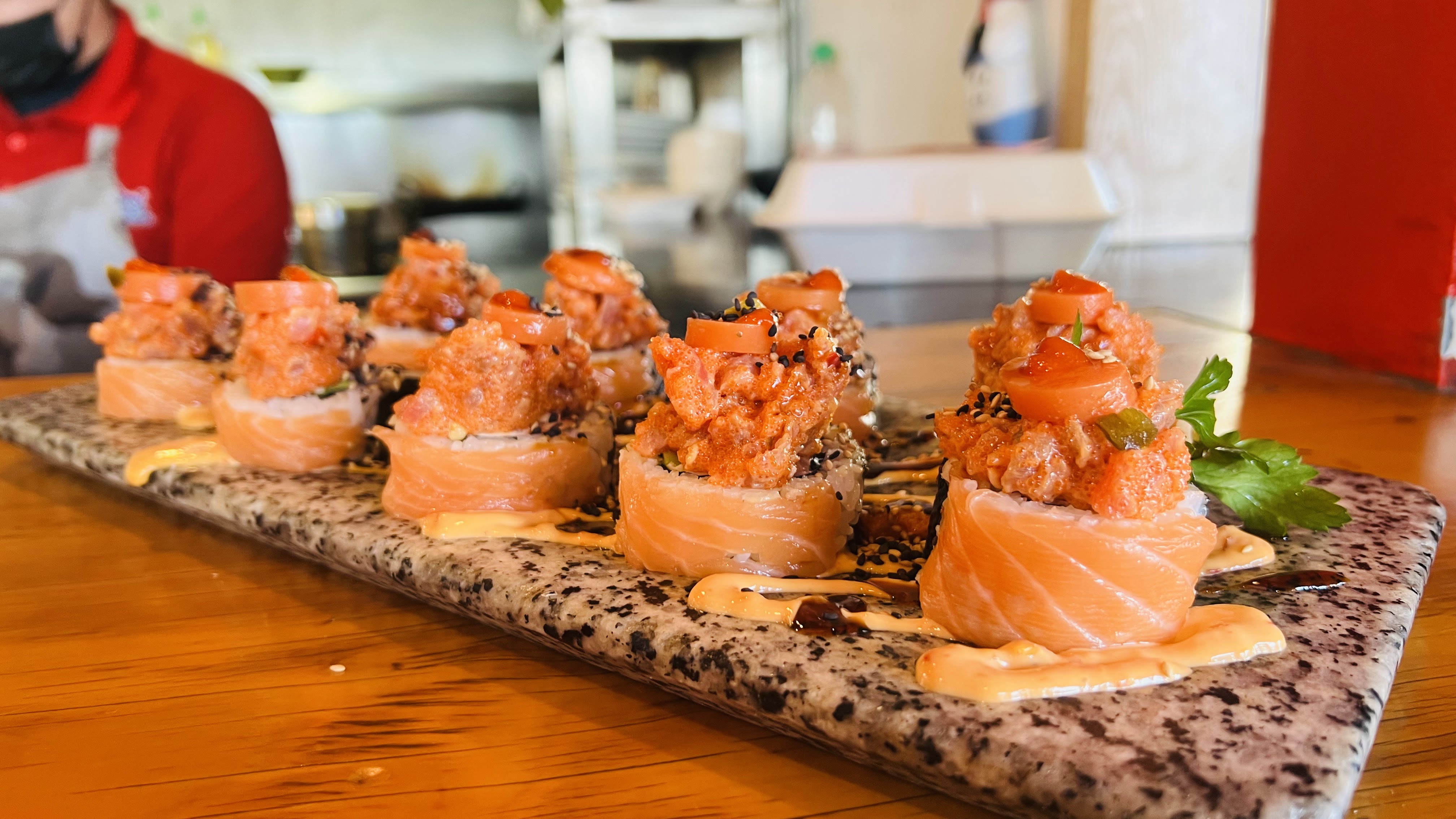 Kazoku Sushi y teriyaki image 5