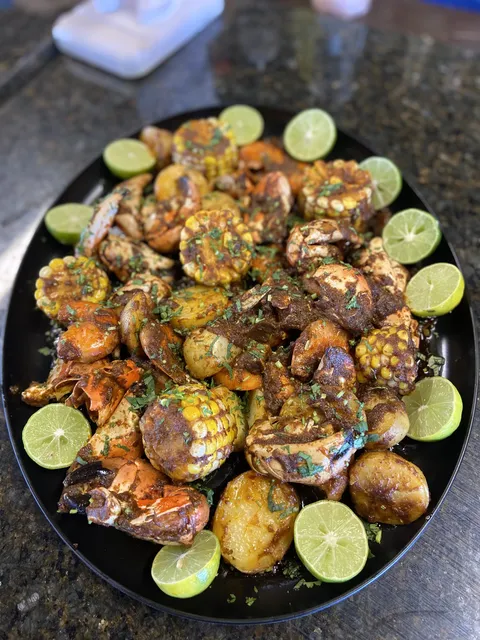 Mariscos y comida mexicana Arce image 7
