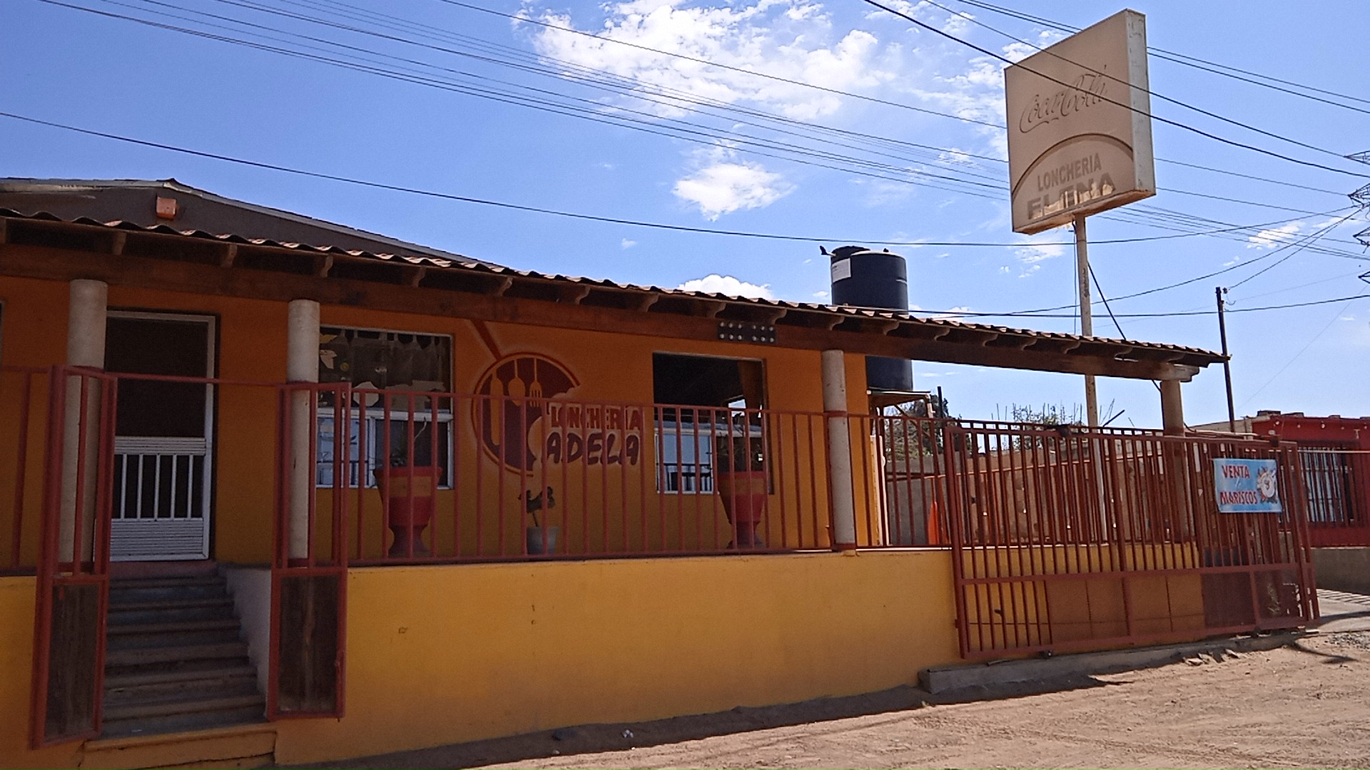 Loncheria Adela image 4