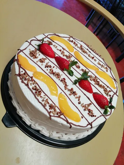 Dayma Cafe image 4