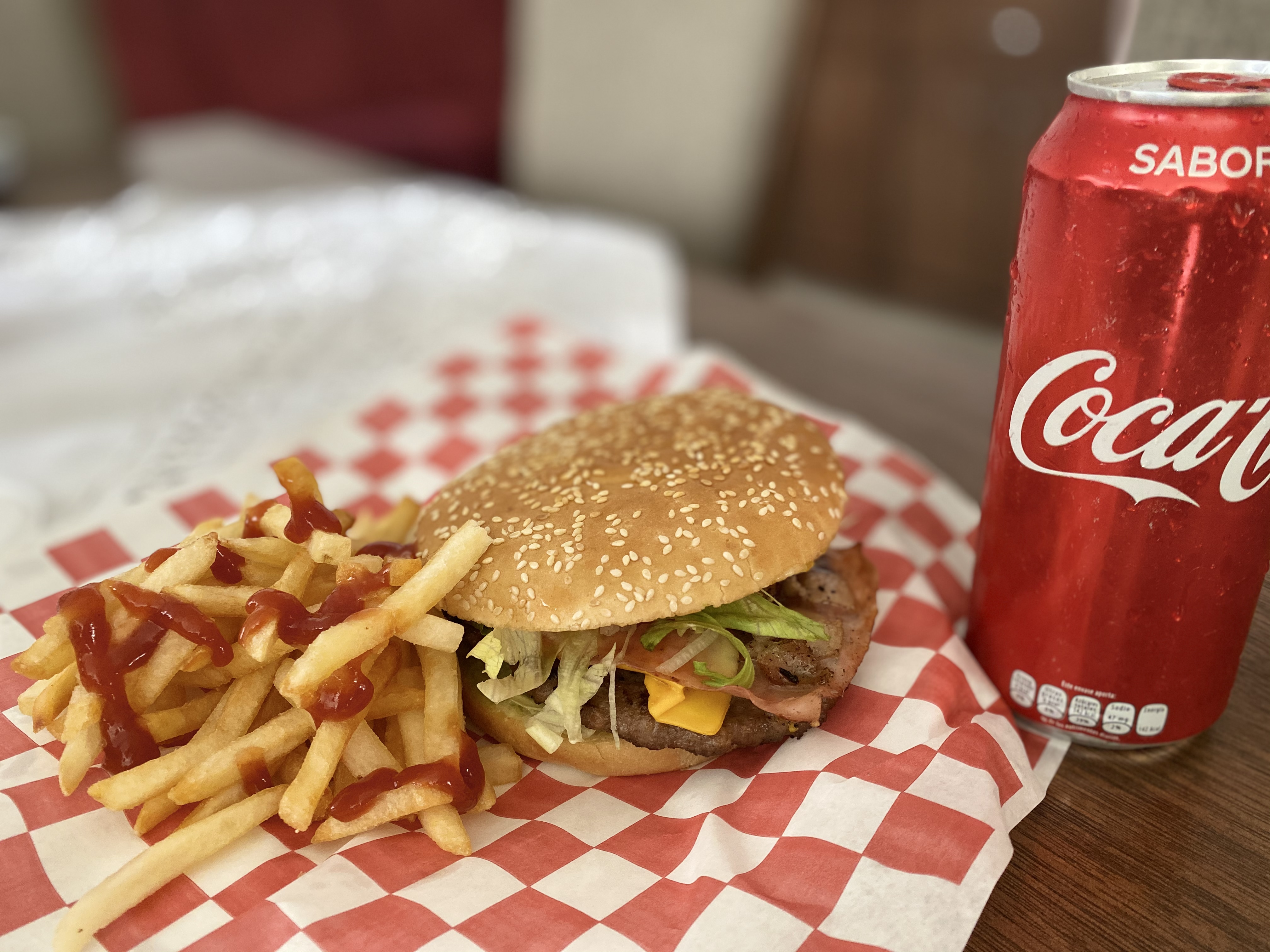 Hamburguesas “Los Primos” image 1